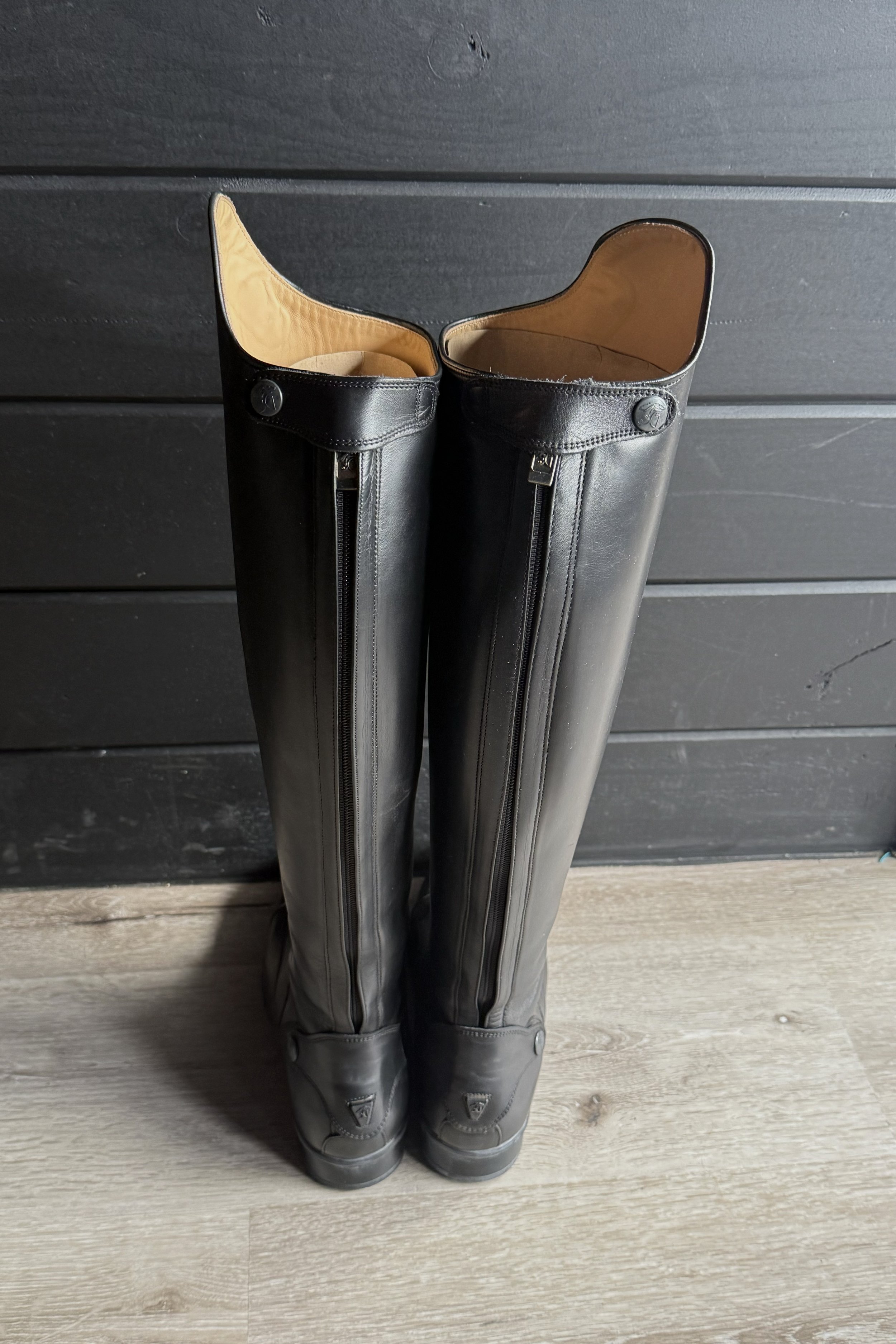 Tall boots 3.jpg