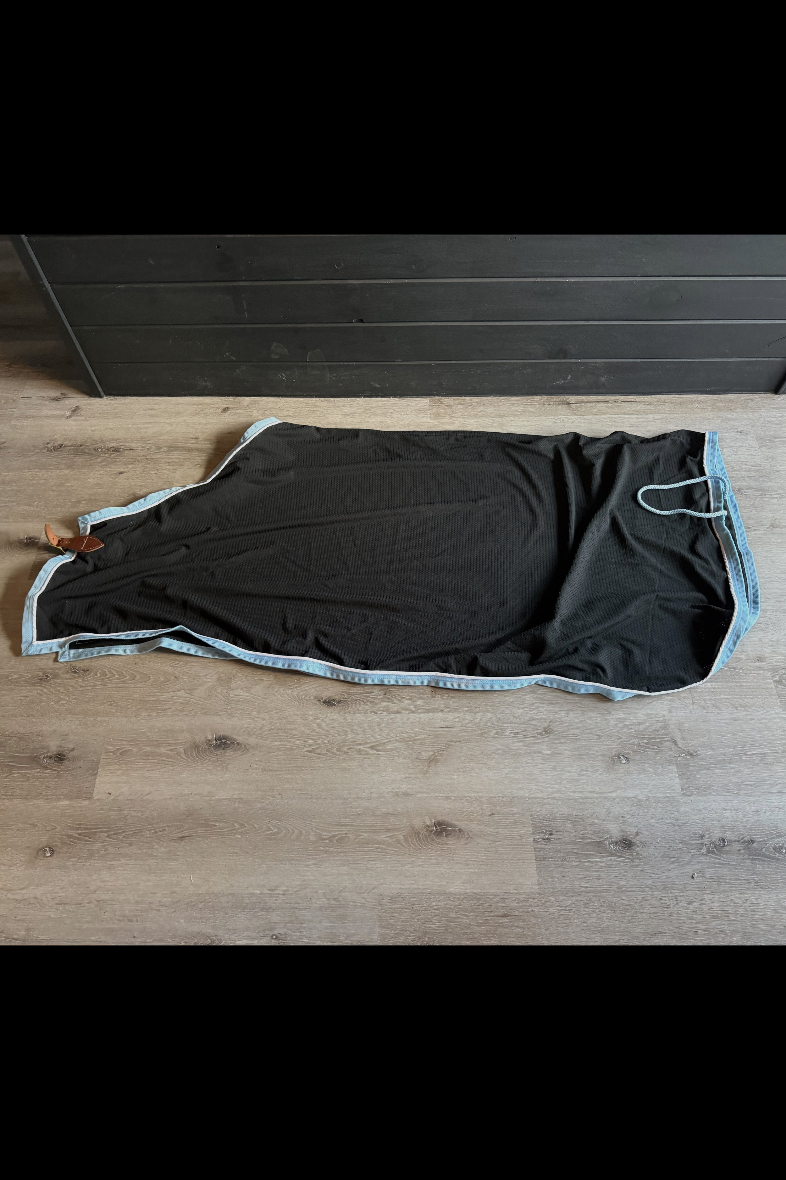 Jacks Custom Scrim Dress Sheet In Black With Light Blue/White - 66"