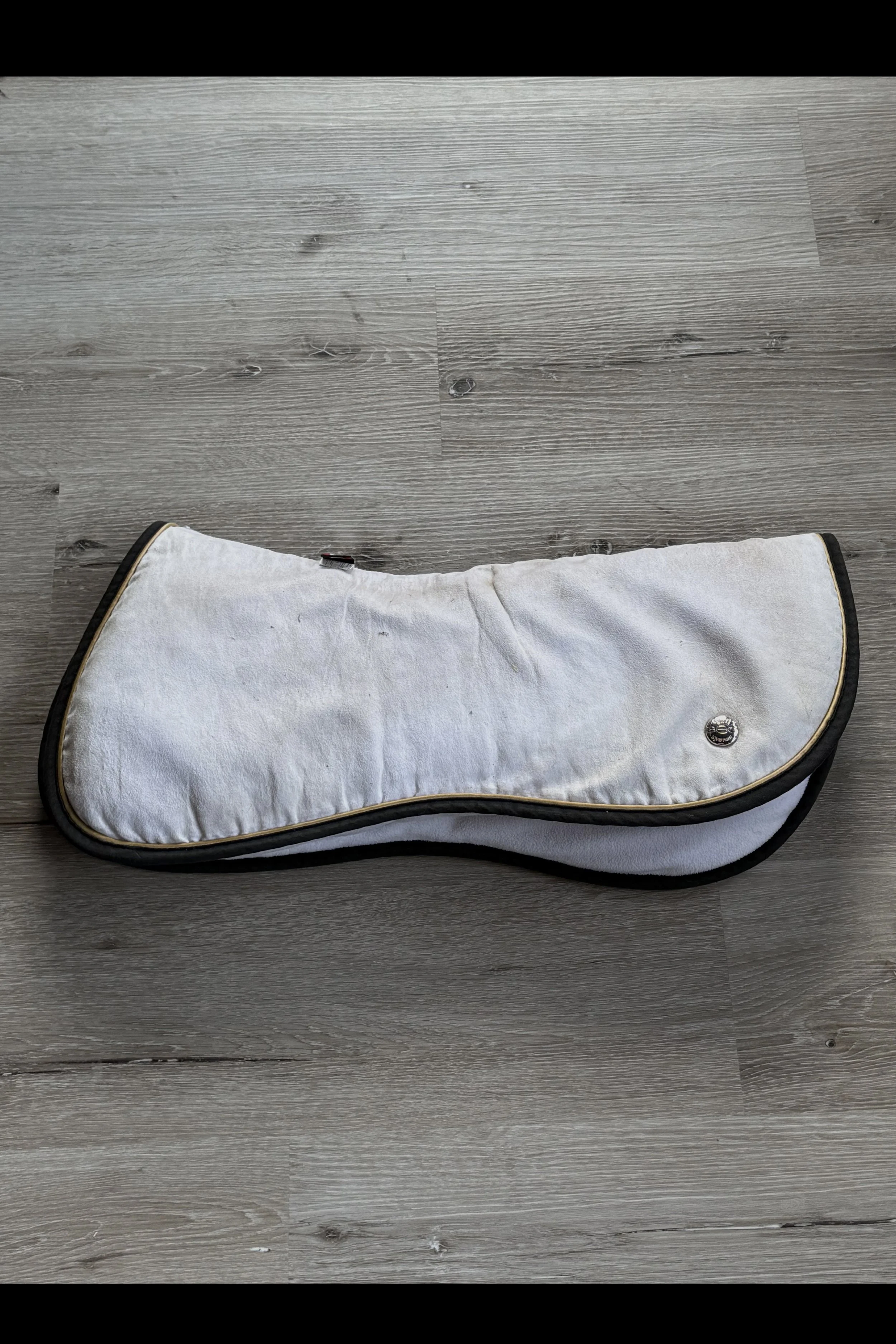 Olgivy Memory Foam Jump Half Pad In White W/Black & Tan Trim - Regular