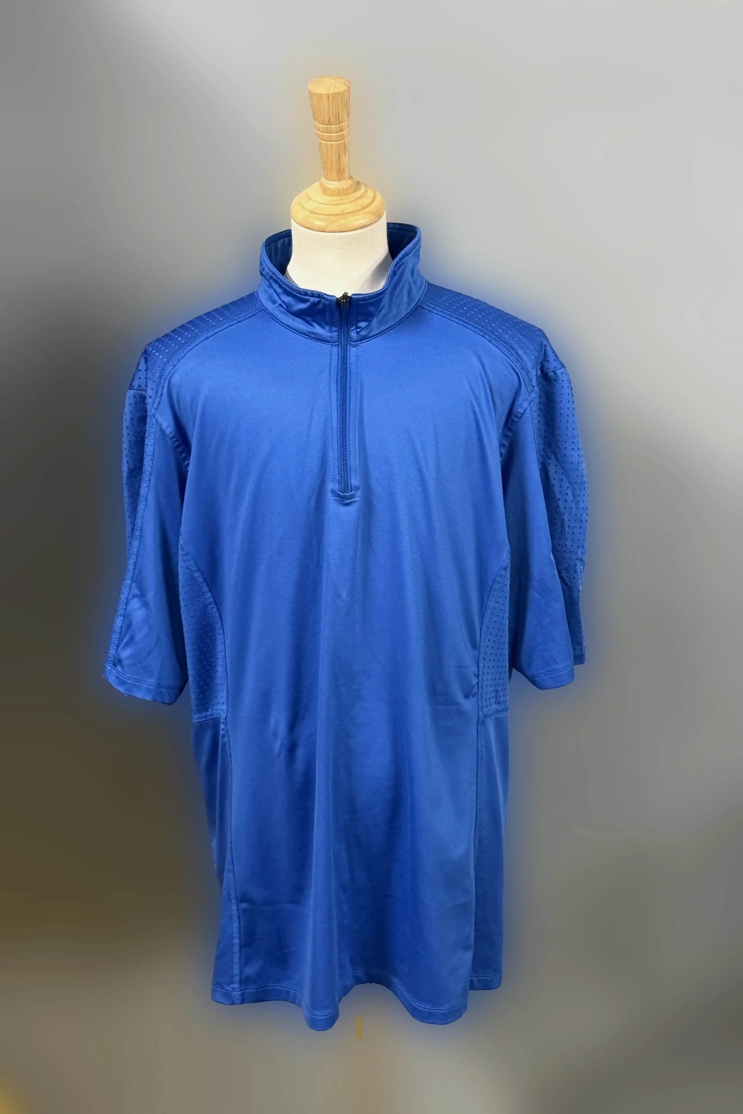 Dover Short Sleeve Sunshirt W/Lazered Sleeves In Royal Blue - XL