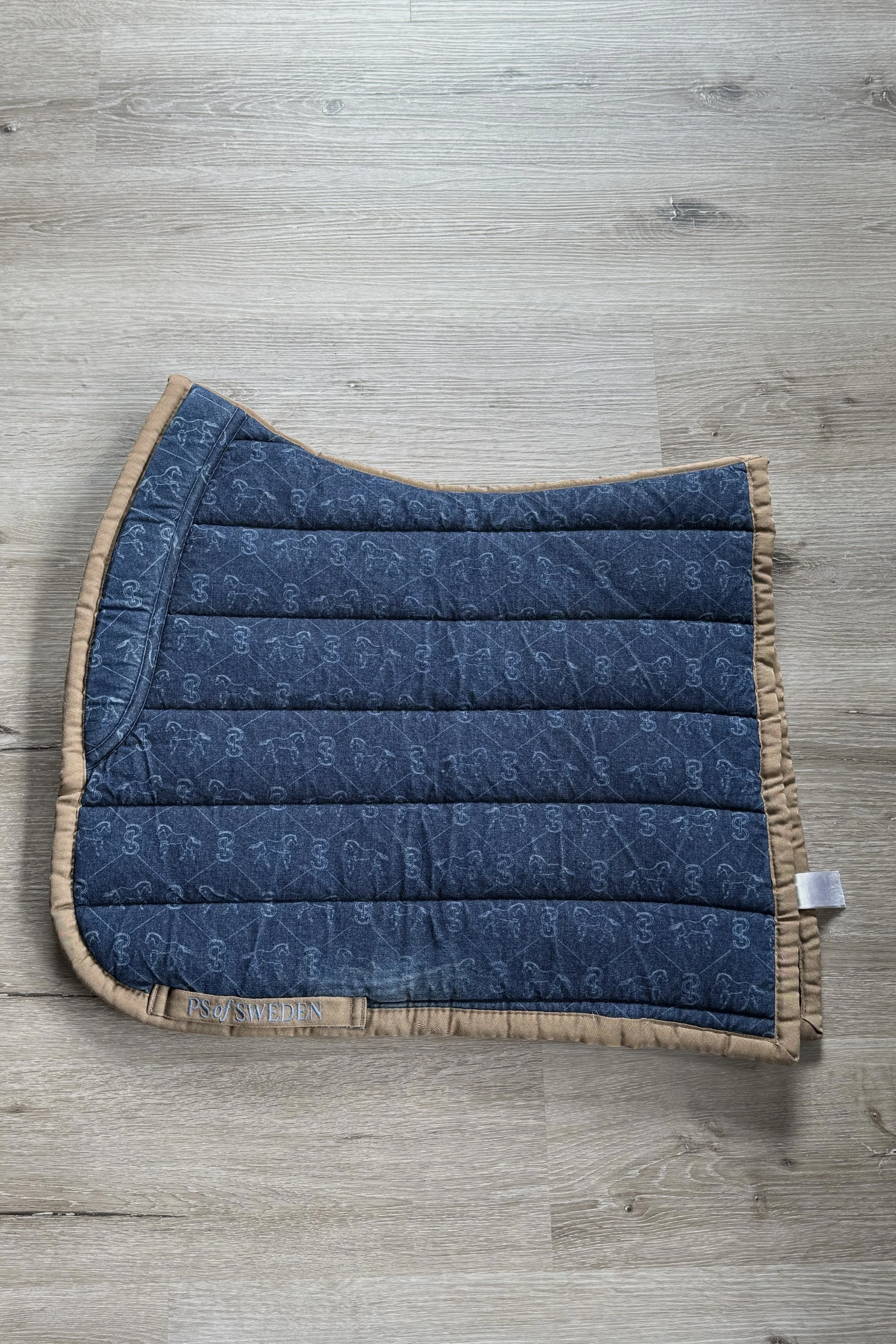 PS Of Sweden Running Horse Dressage Saddle Pad In Denim - Full