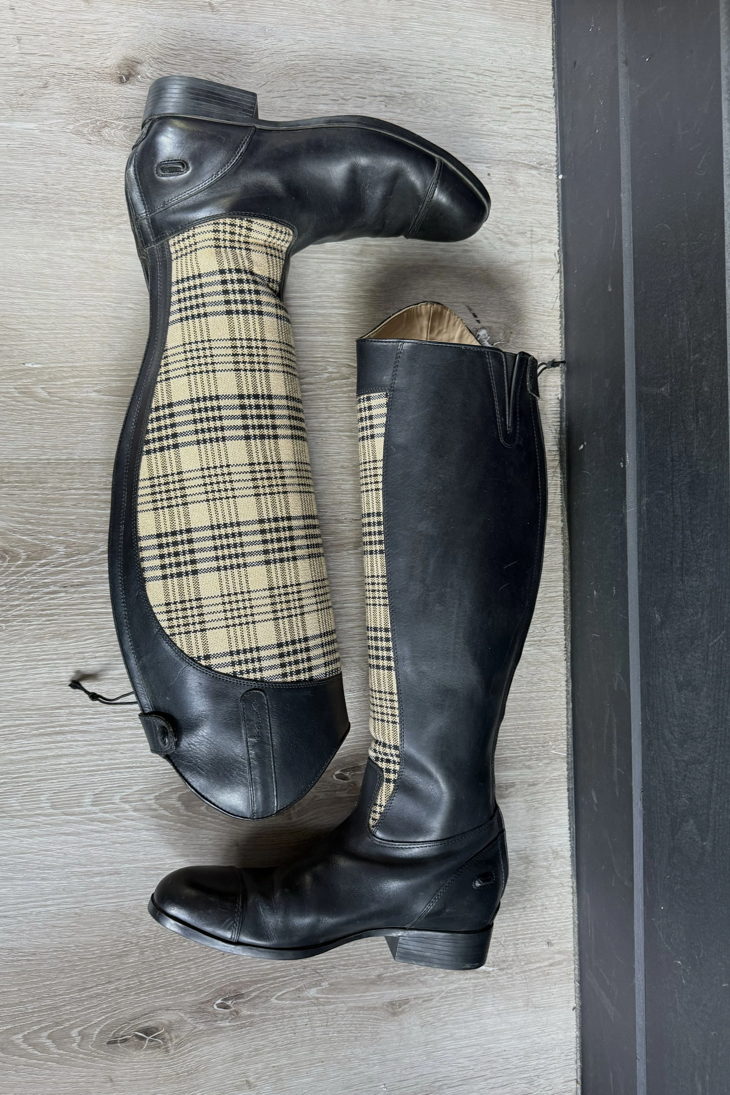 ariat baker 2 .jpg