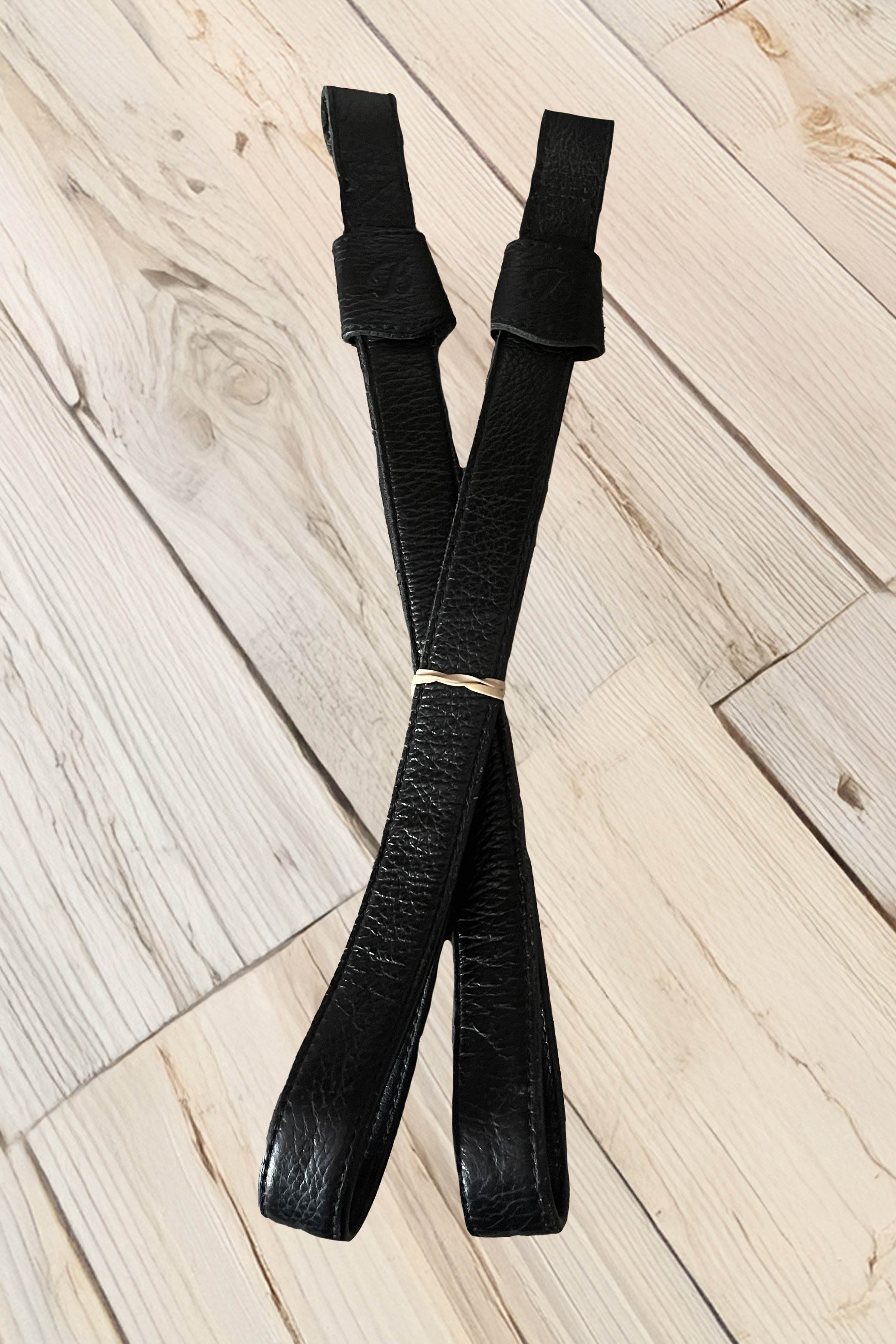 stirrup leathers .jpg