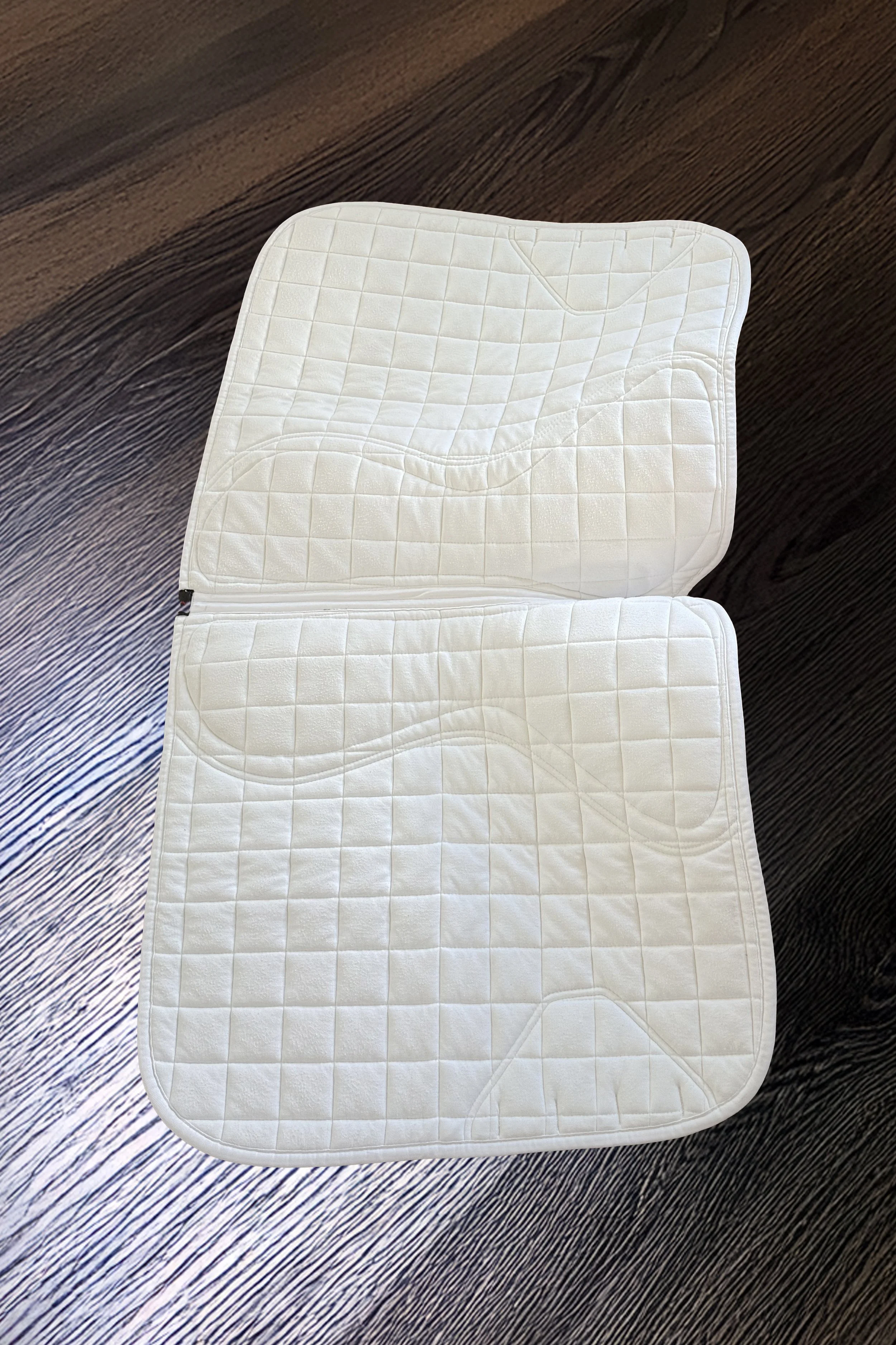 Saddle Pad 1.jpg