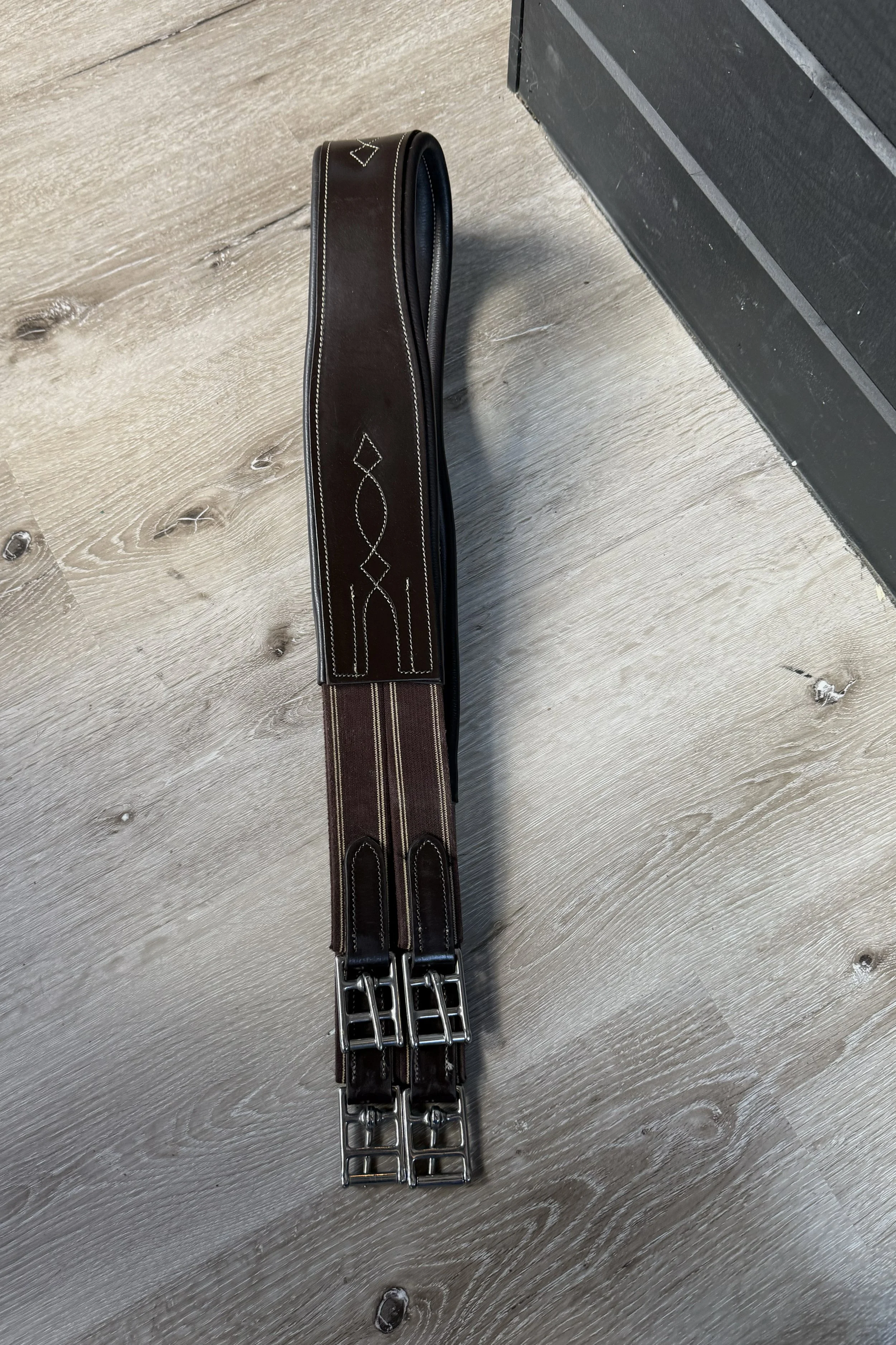 Leather Girth In Brown - 48"