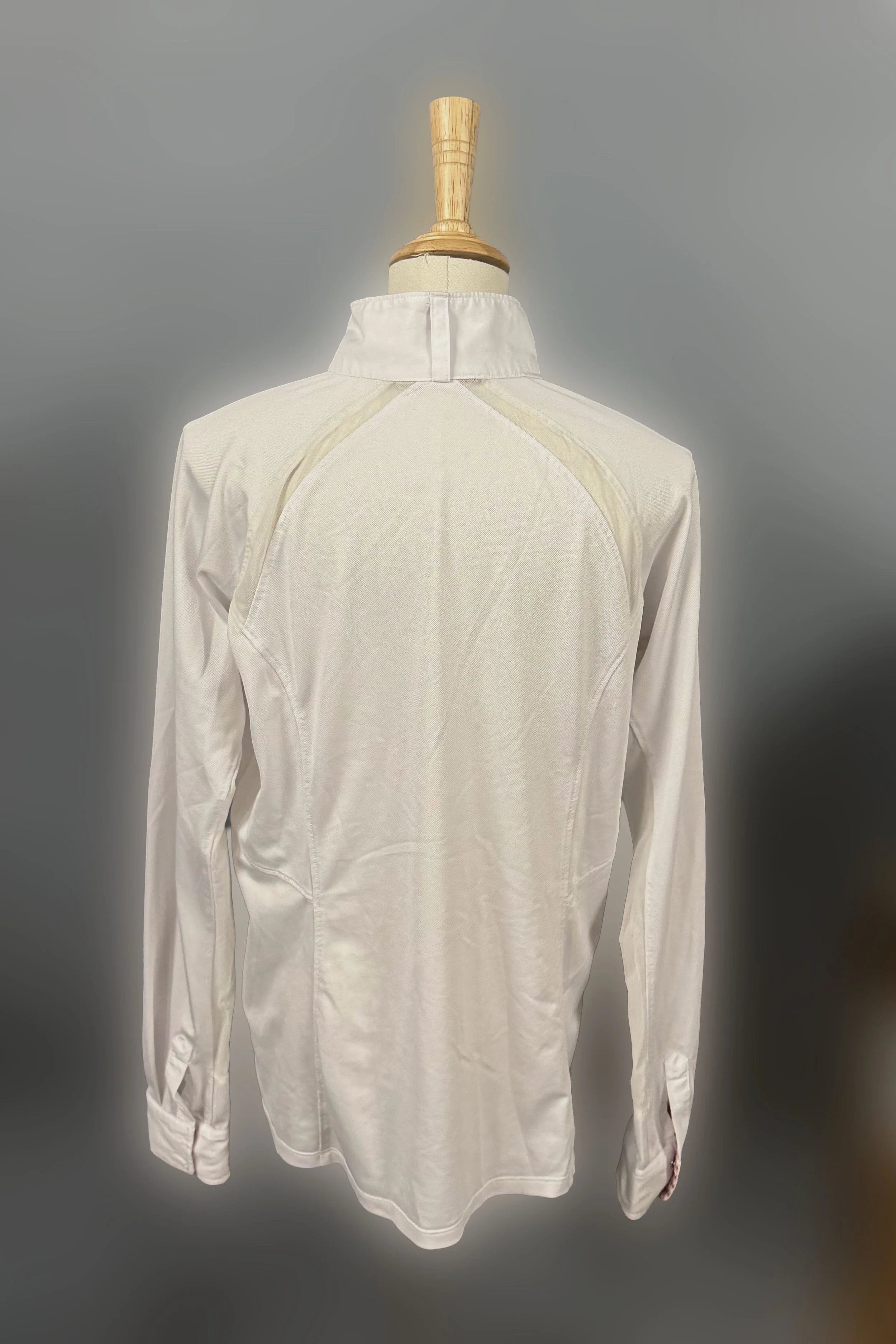 Ariat white 2 .jpg