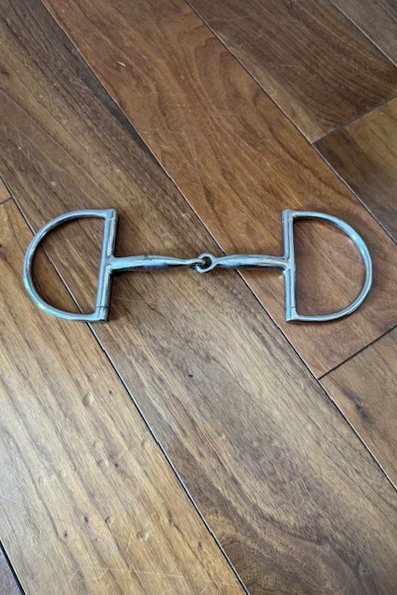 Jacks Single Jointed D Ring Bit - 5.25"