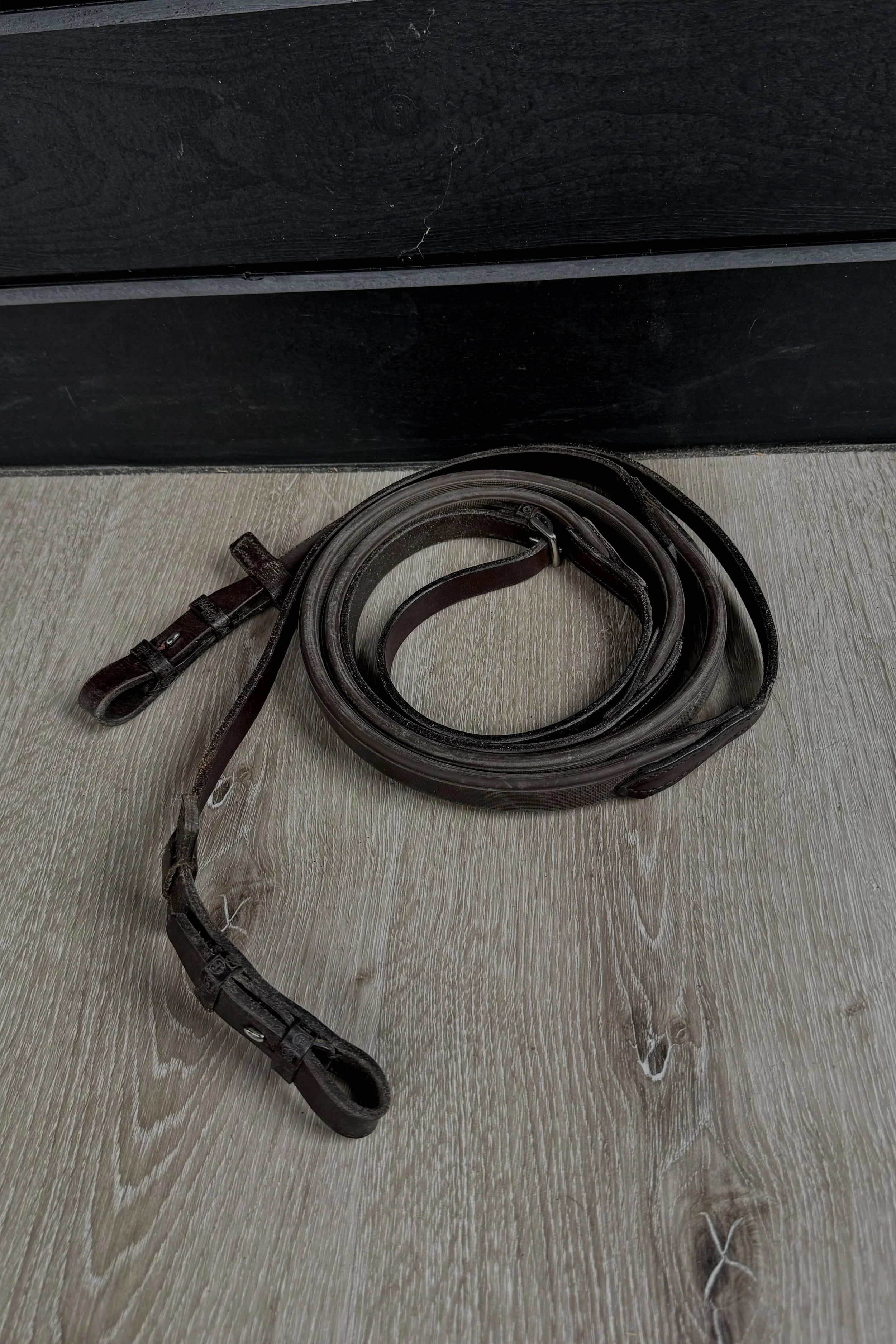 Stubben 5/8" Rubber Reins In Dark Brown - Full