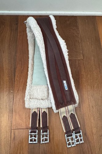 Lettia Coolmax Click Fleece Girth In Brown - 52"