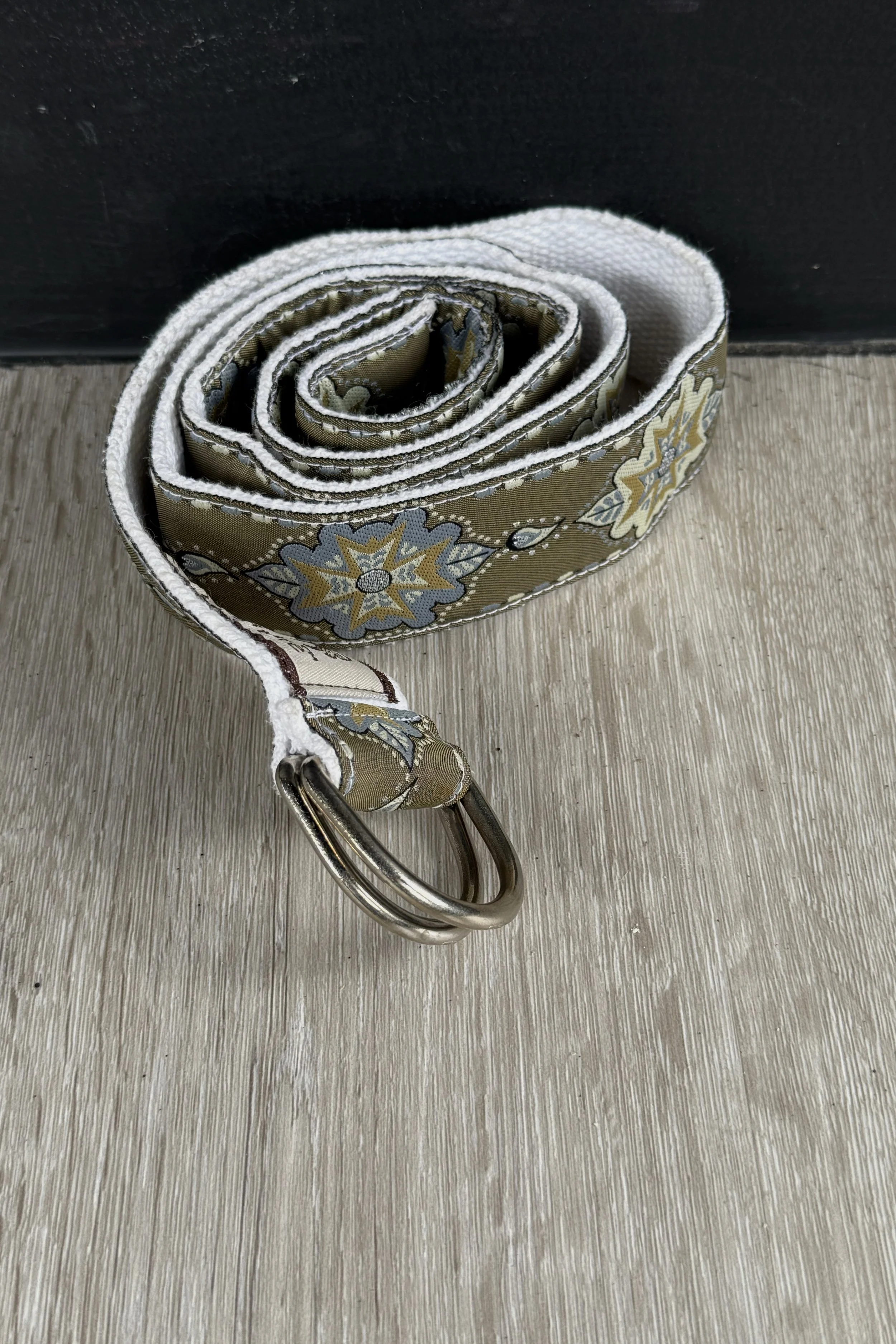 Equine Couture Fabric Adjustable D Ring Belt In Tan Paisley - Medium