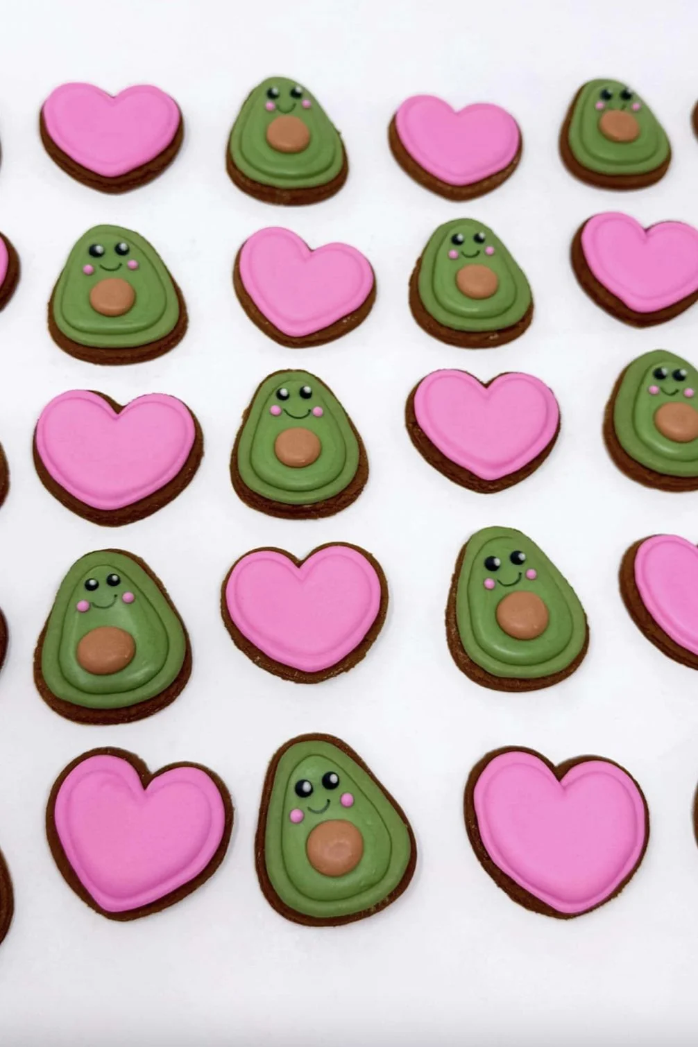 Mane Delights Horse Treats - Mini Avacado Cookies