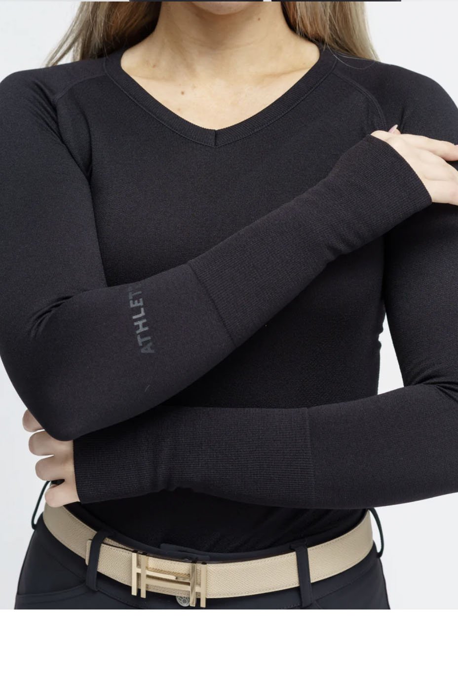 TKEQ The 'KENNEDY' Seamless Long Sleeve 2.0 V Neck In Black - 2nd Round Equestrian