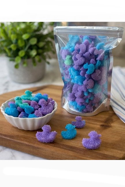 Lucky Duck Sugar Treat Co Horse Sugar Treats - Purple & Blue Ducks