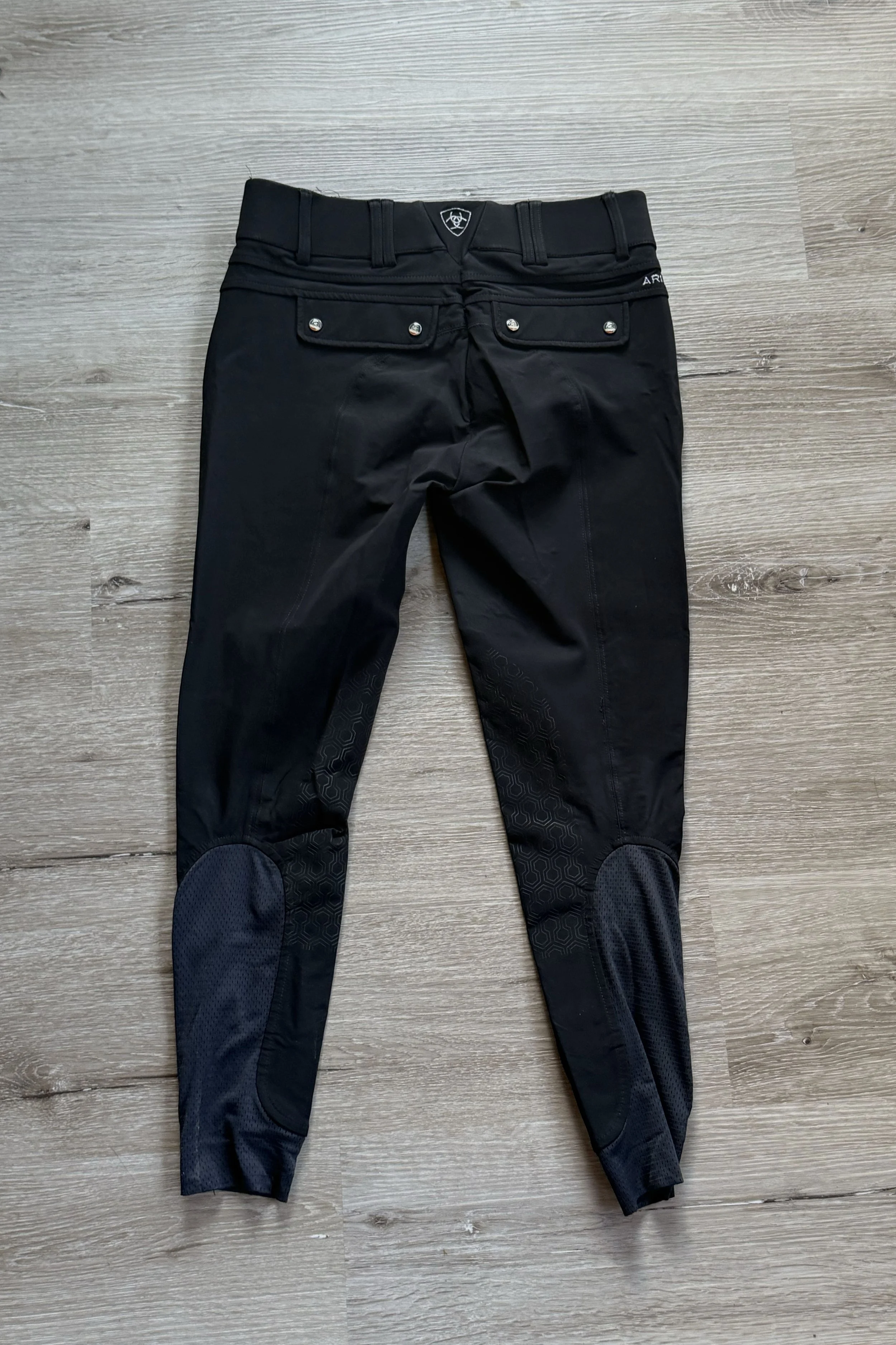 ariat black 2.jpg