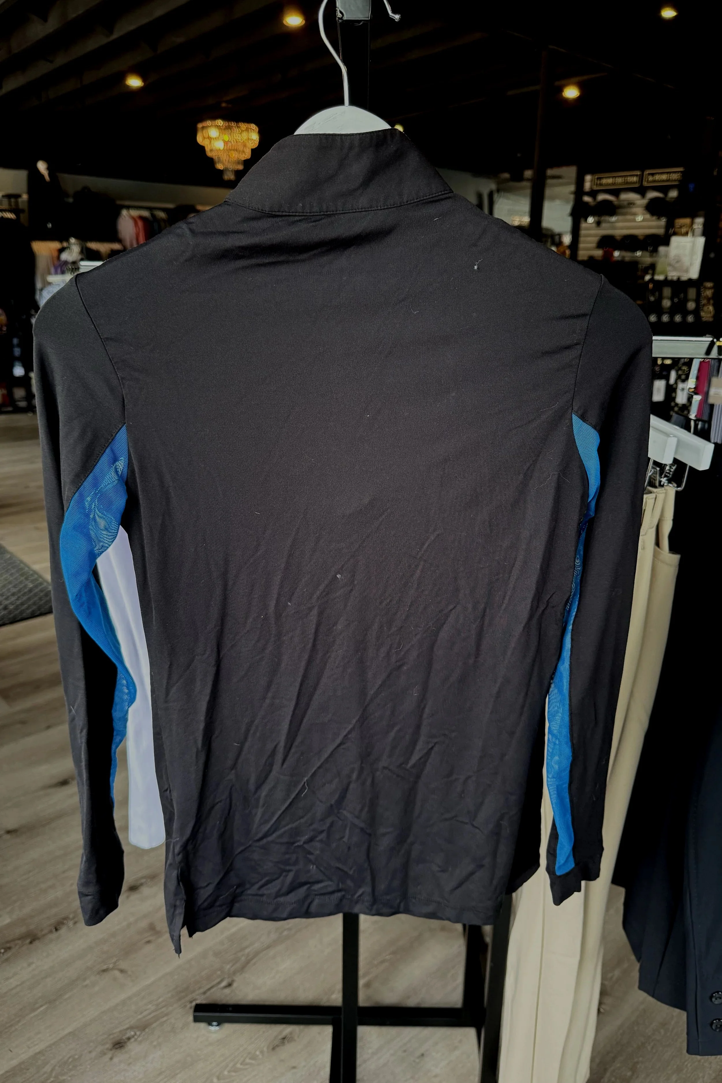 tailolred+black+1.jpg