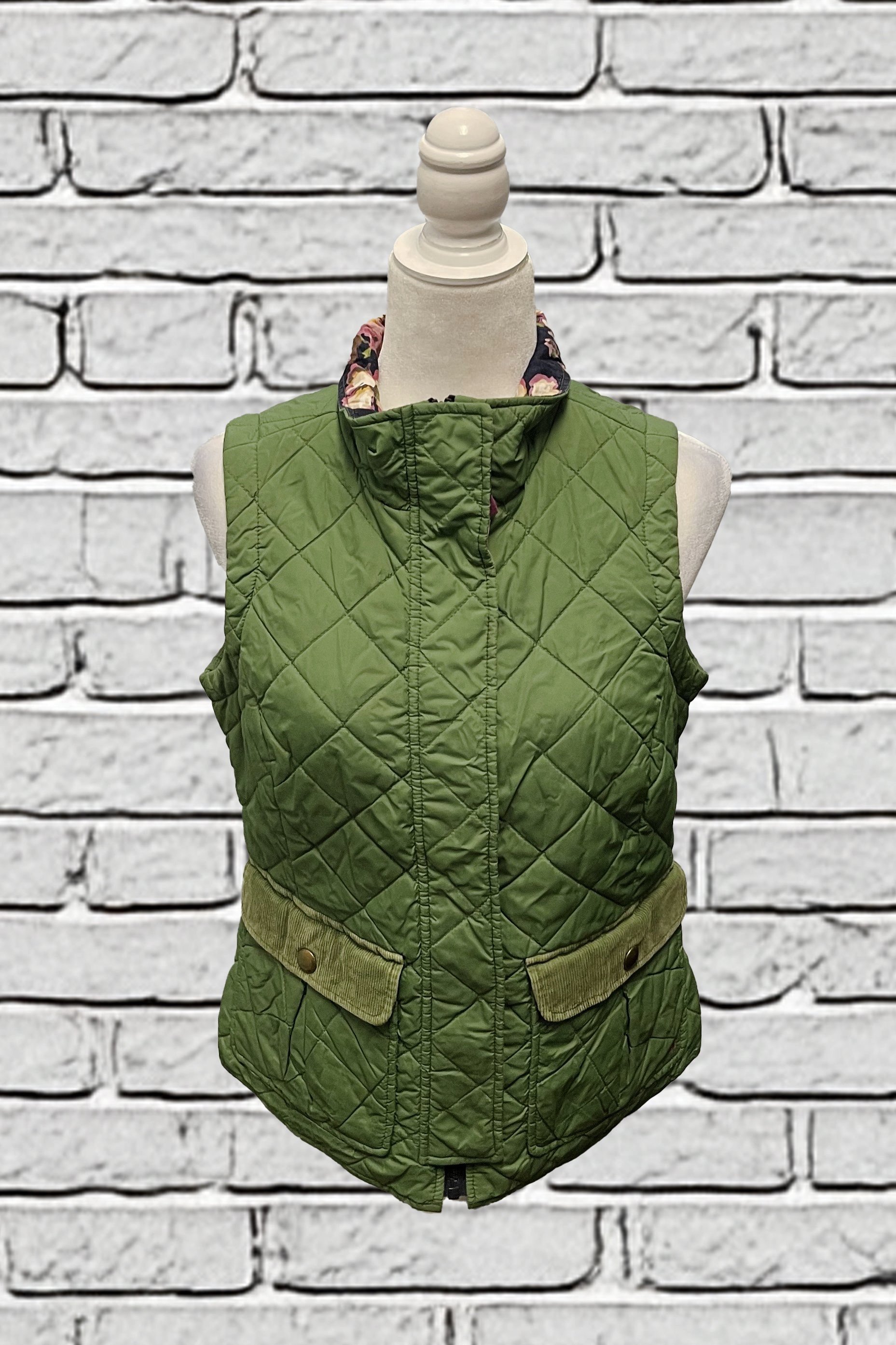 green+vest+1+.jpg