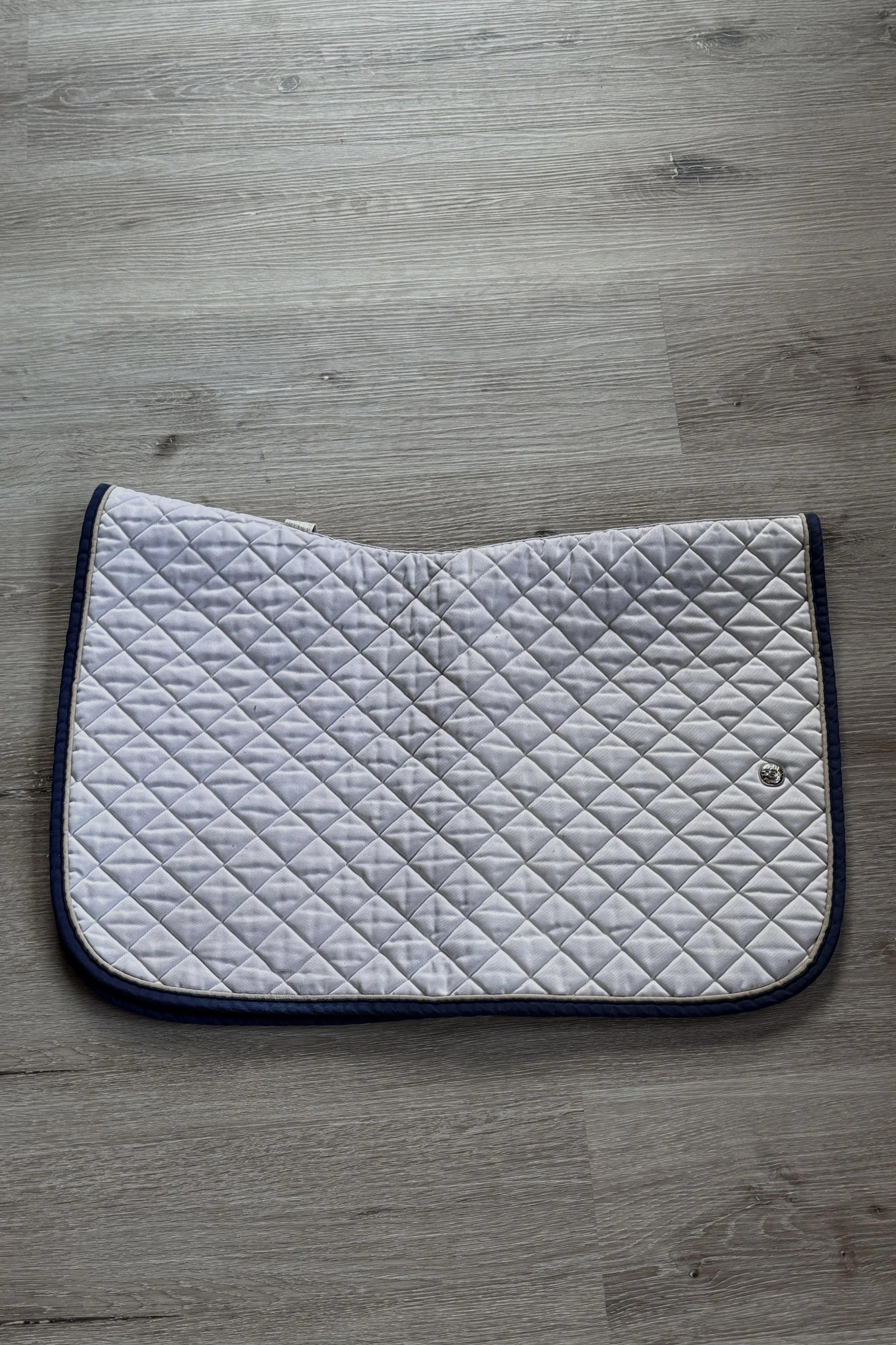 Oglivy Baby Pad In White With Navy & Tan Trim