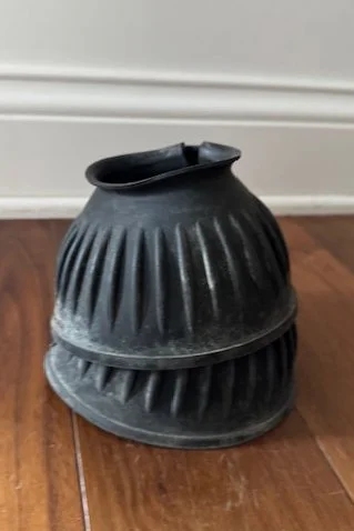 Ribbed Bell Boots With Velcro In Black - Medium