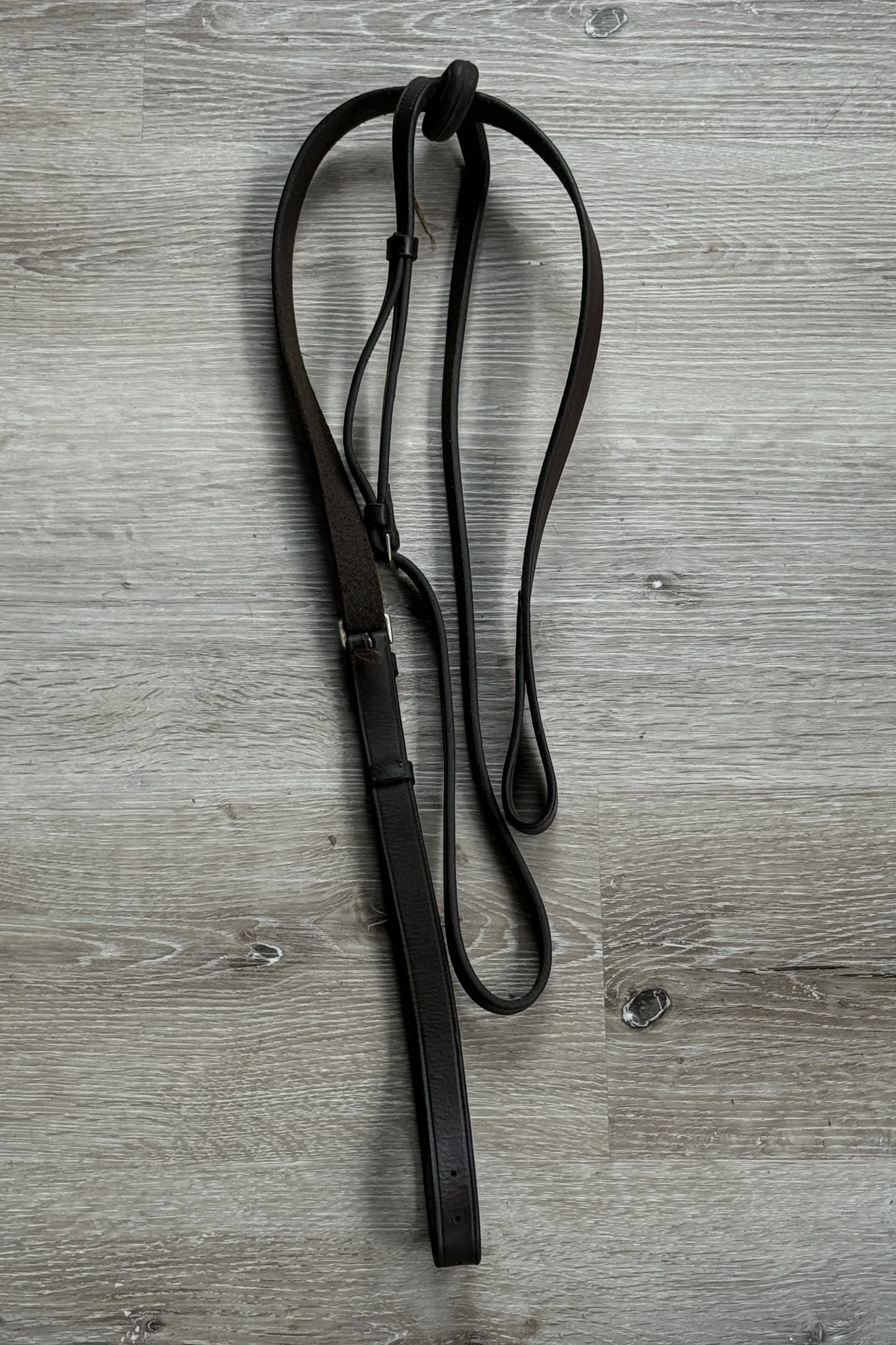 Flat Standing Martingale In Brown - Cob