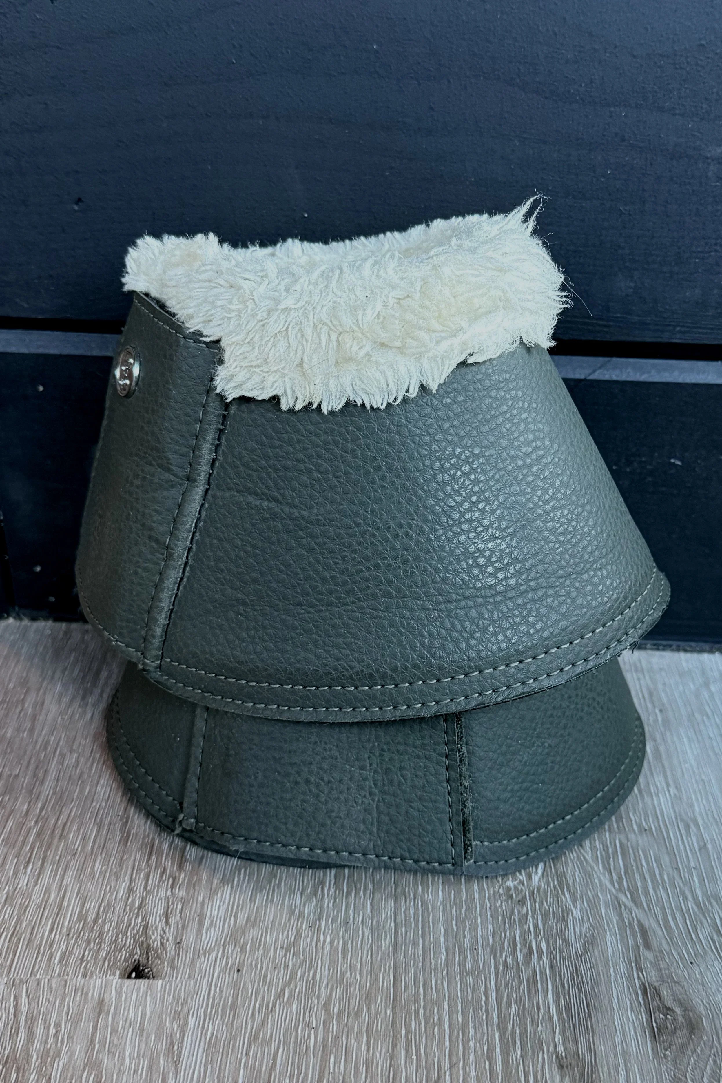 bellgreen.jpg