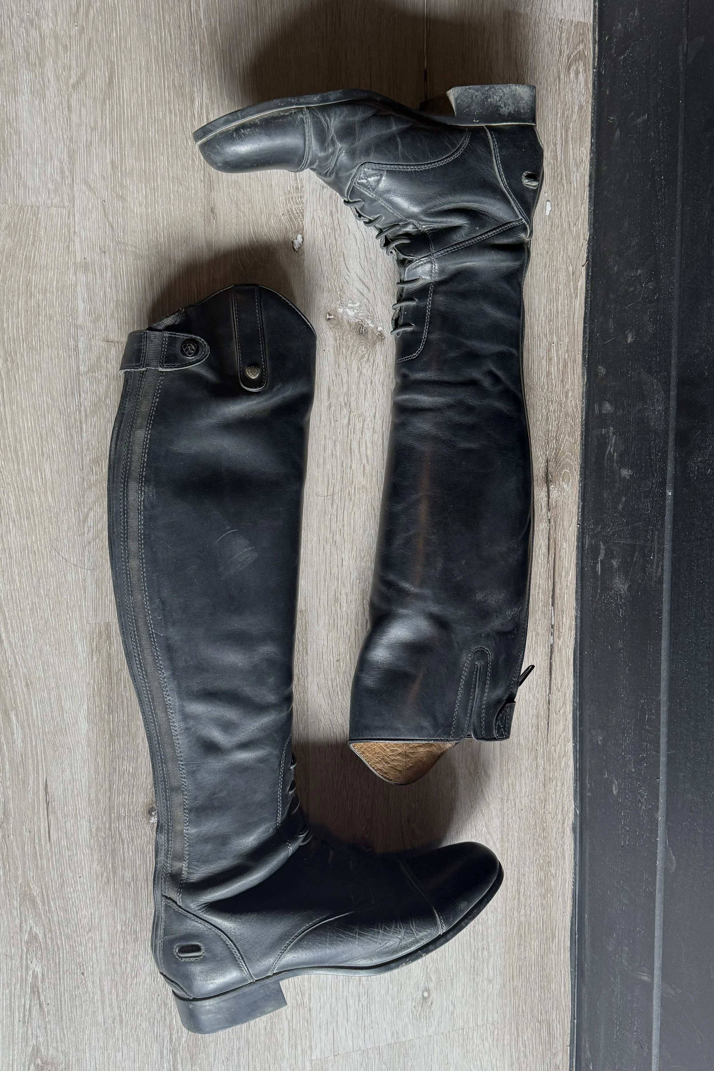 feild boots 1 .jpg
