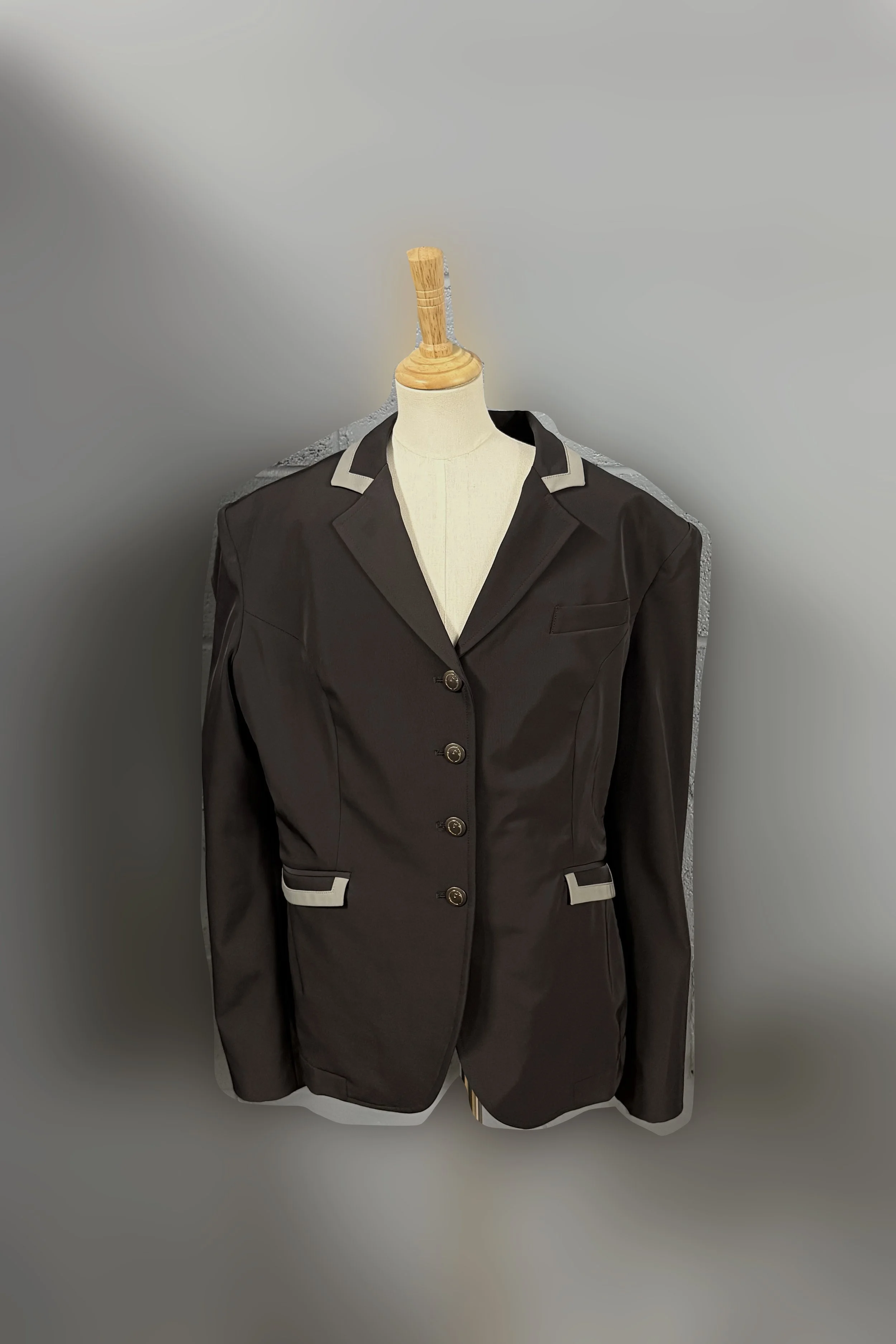 vestrum grey trim 1.jpg