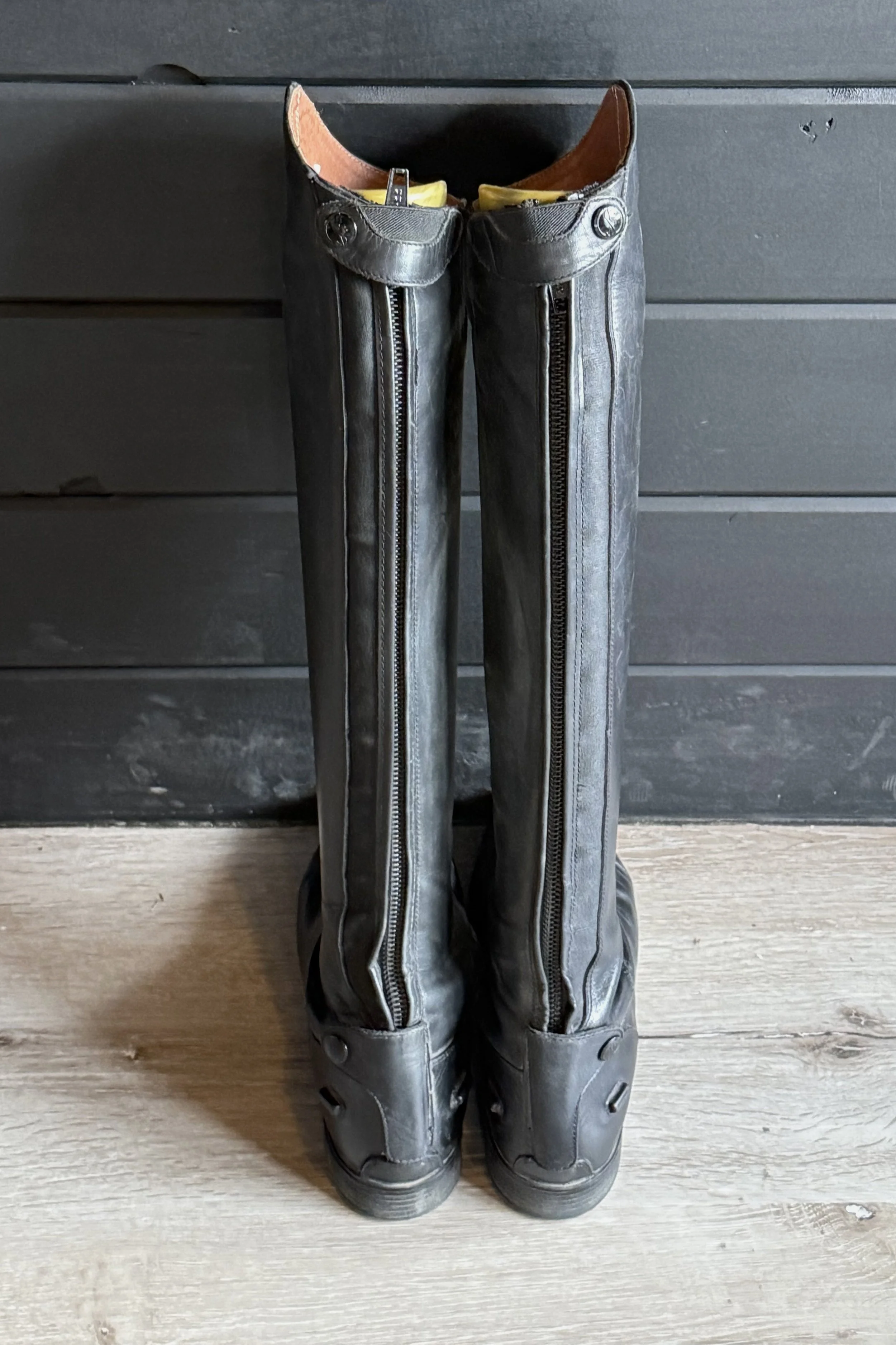 boots 2.jpg