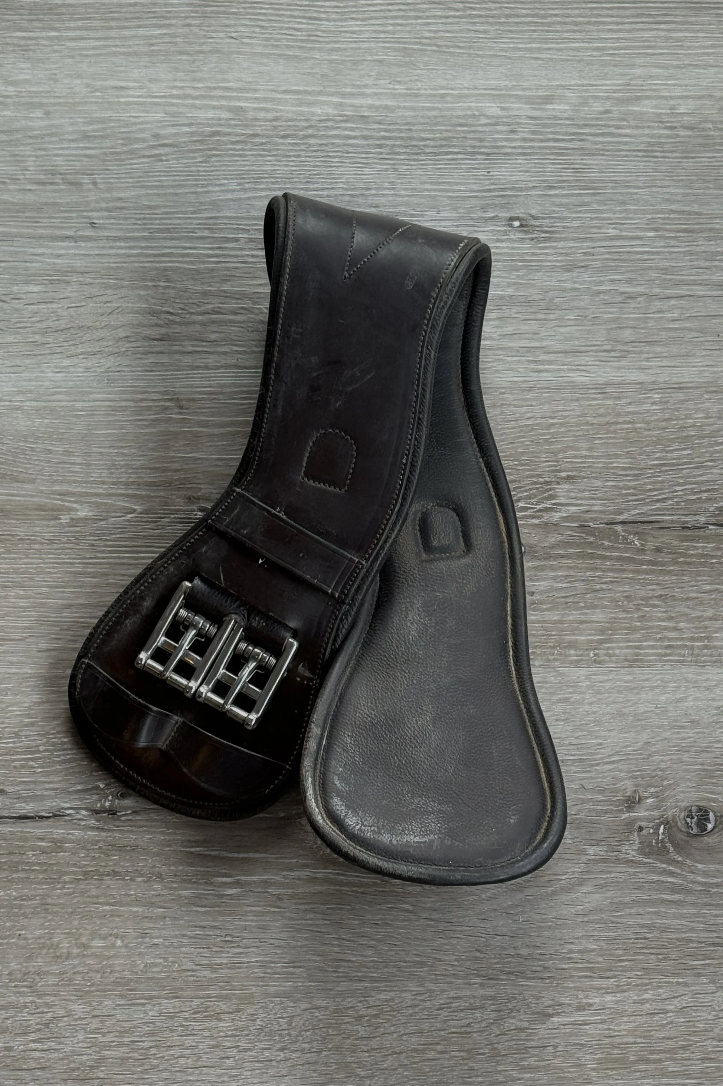 leather girth .jpg