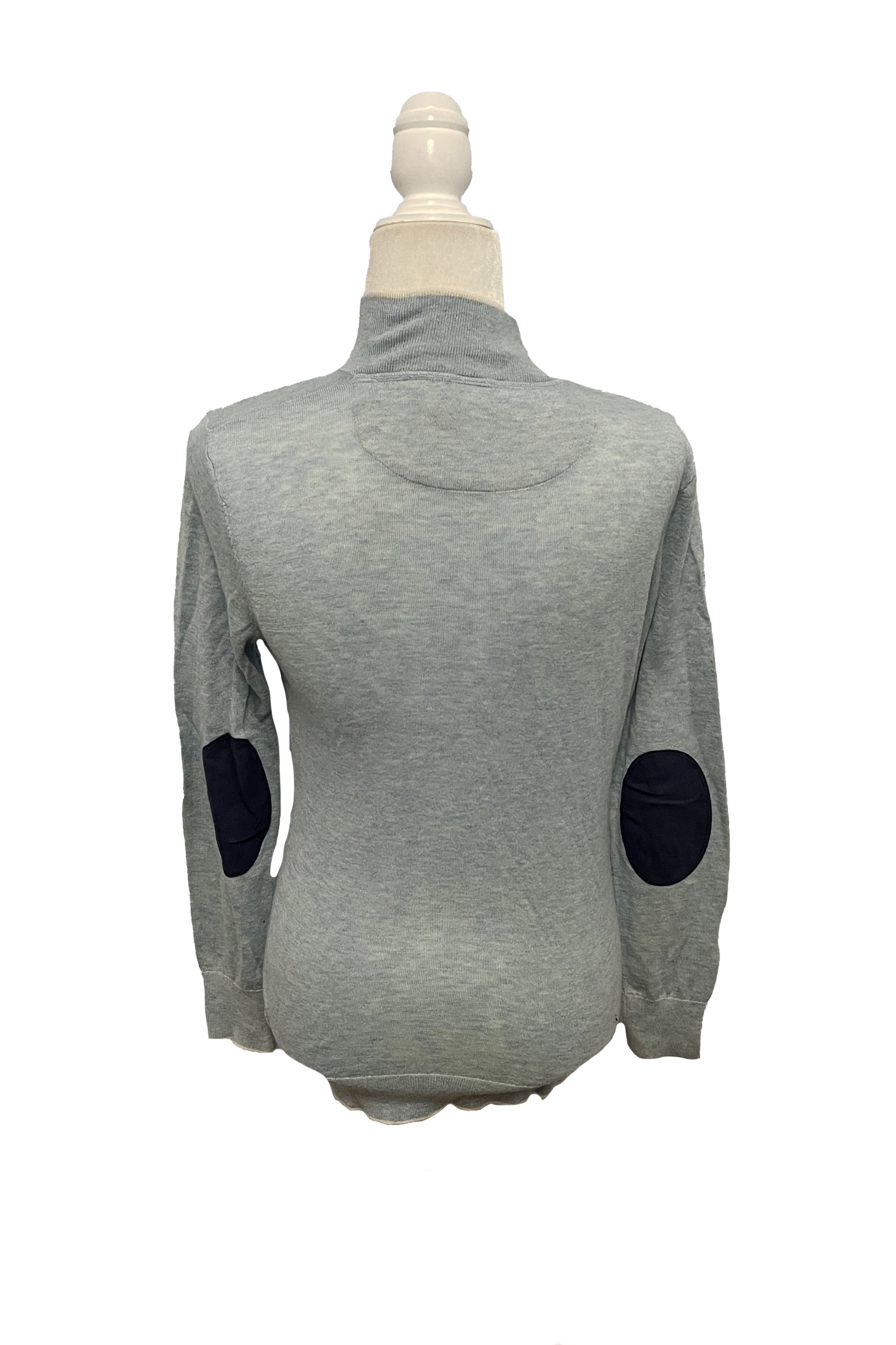 sweater 1.jpg
