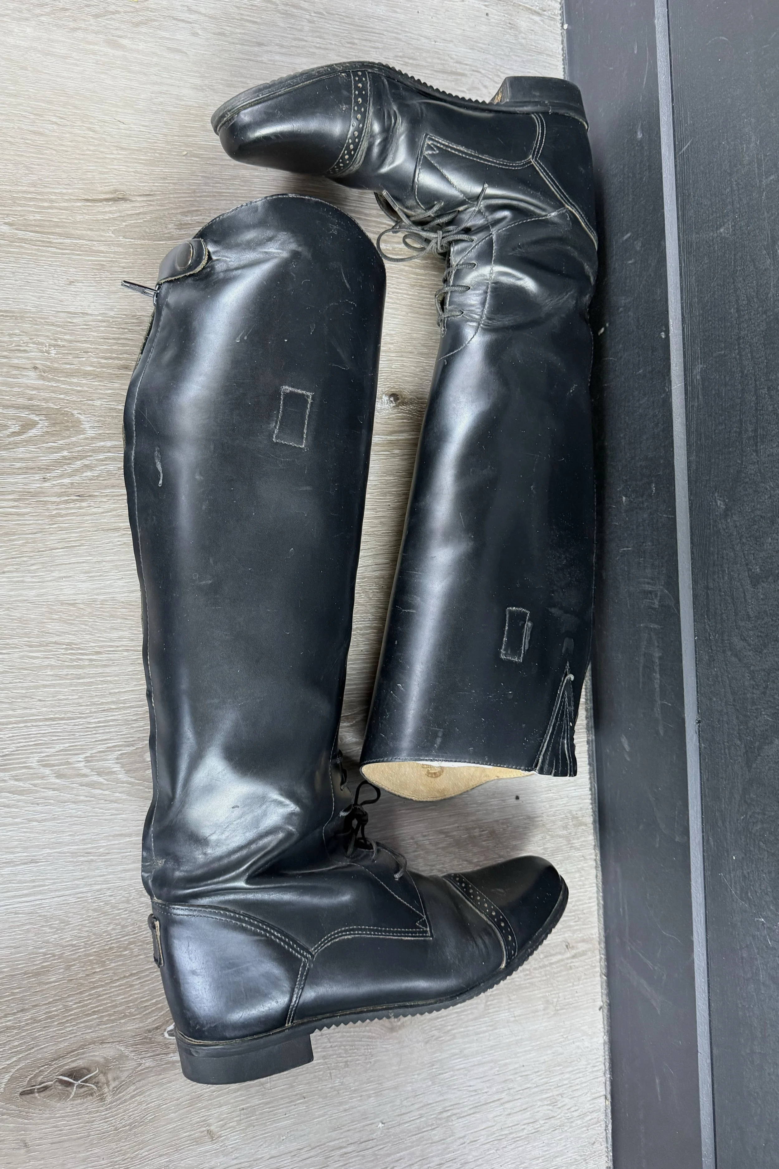 Black 1 .jpg