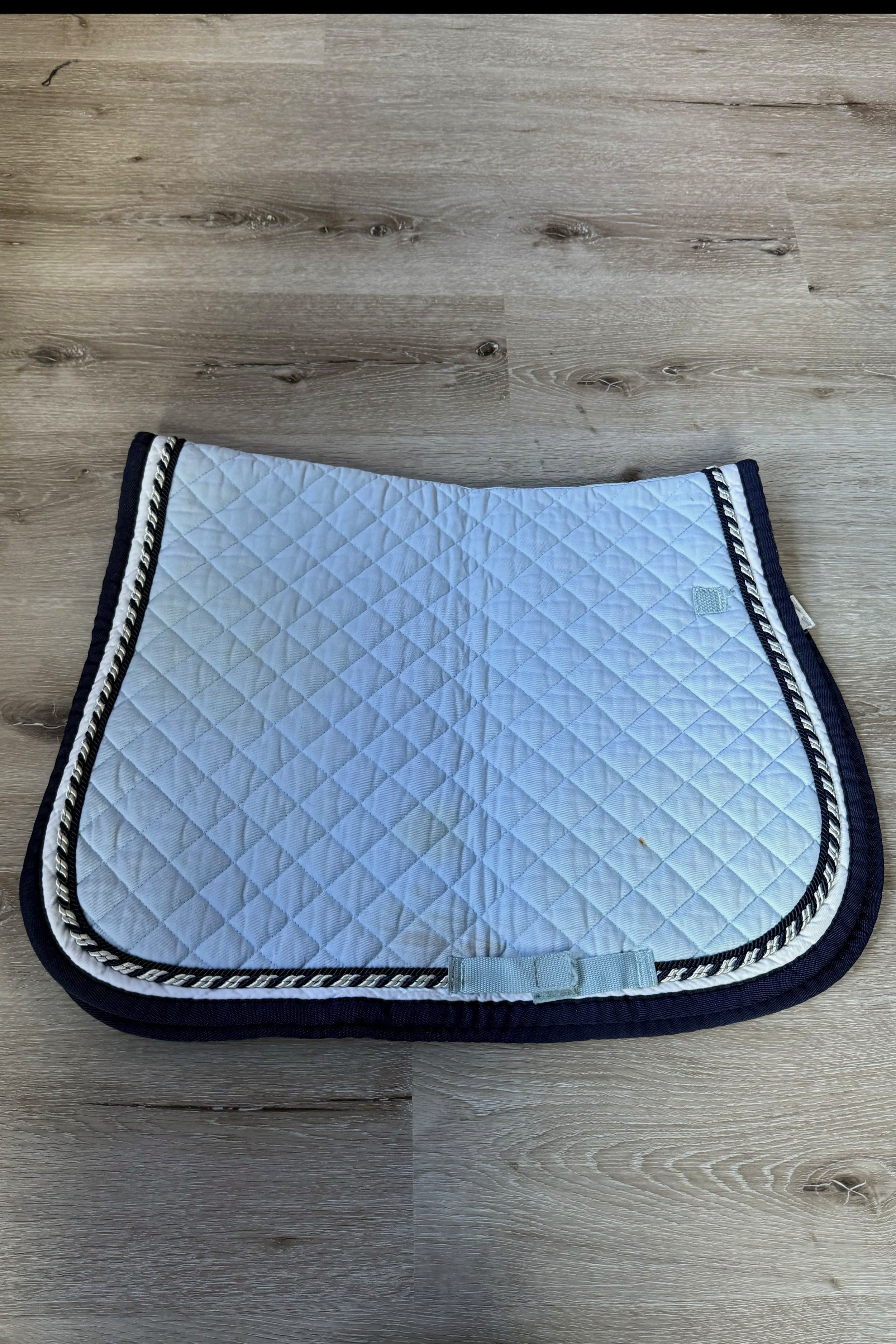 Saddle+Pad+1+.jpg