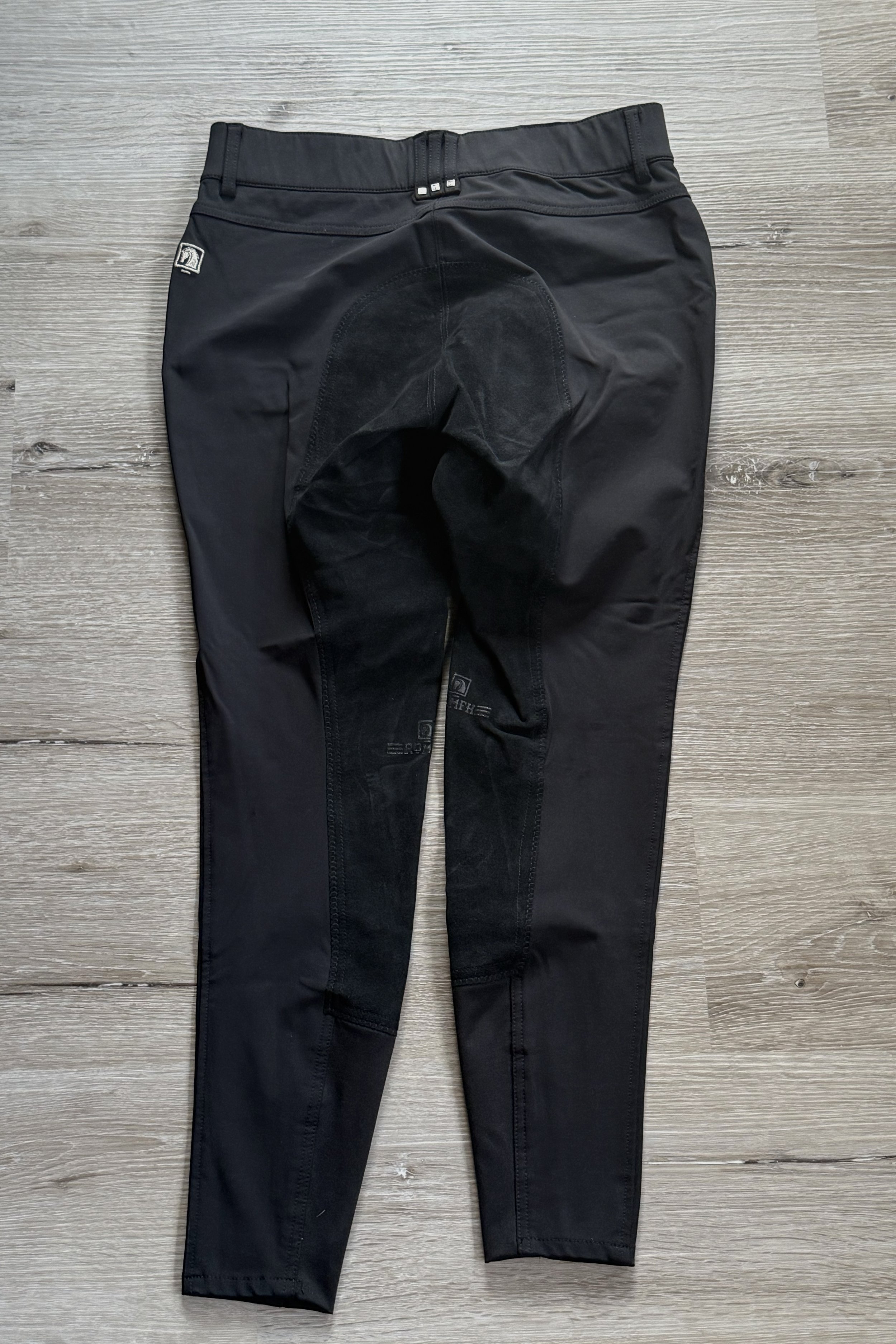 romfh black 2.jpg