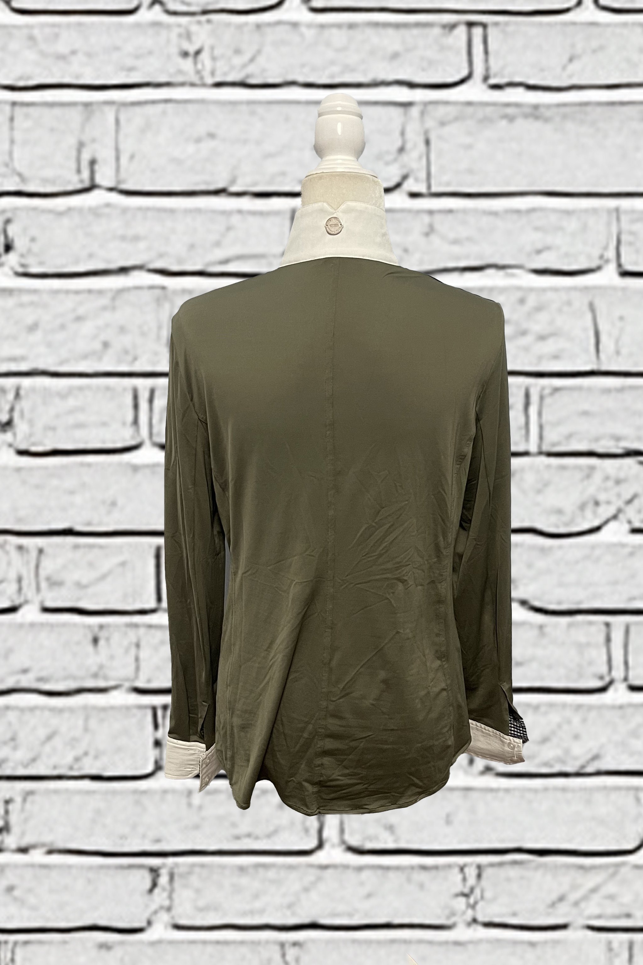 white and green 2.jpg