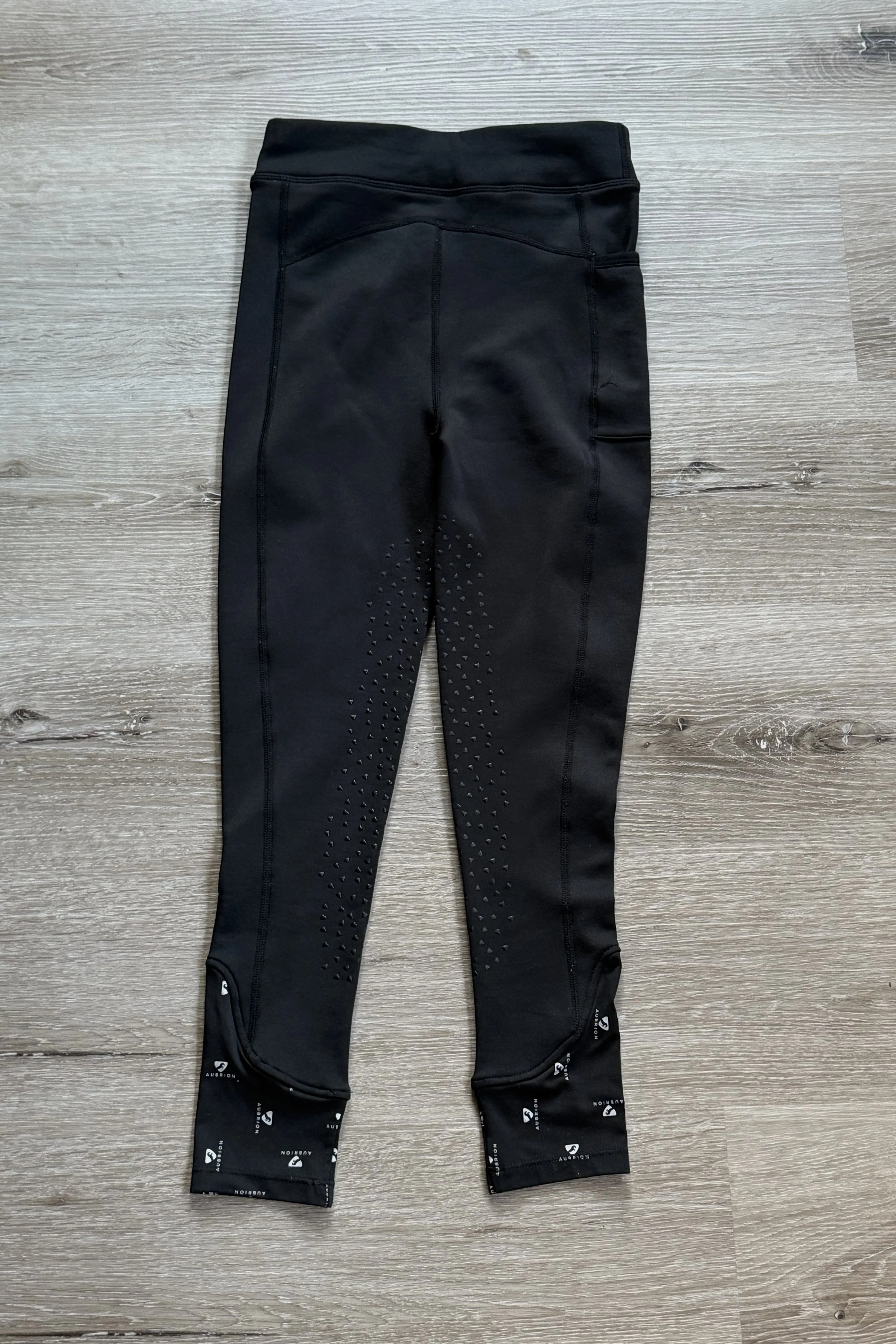 Aubrion black 1.jpg