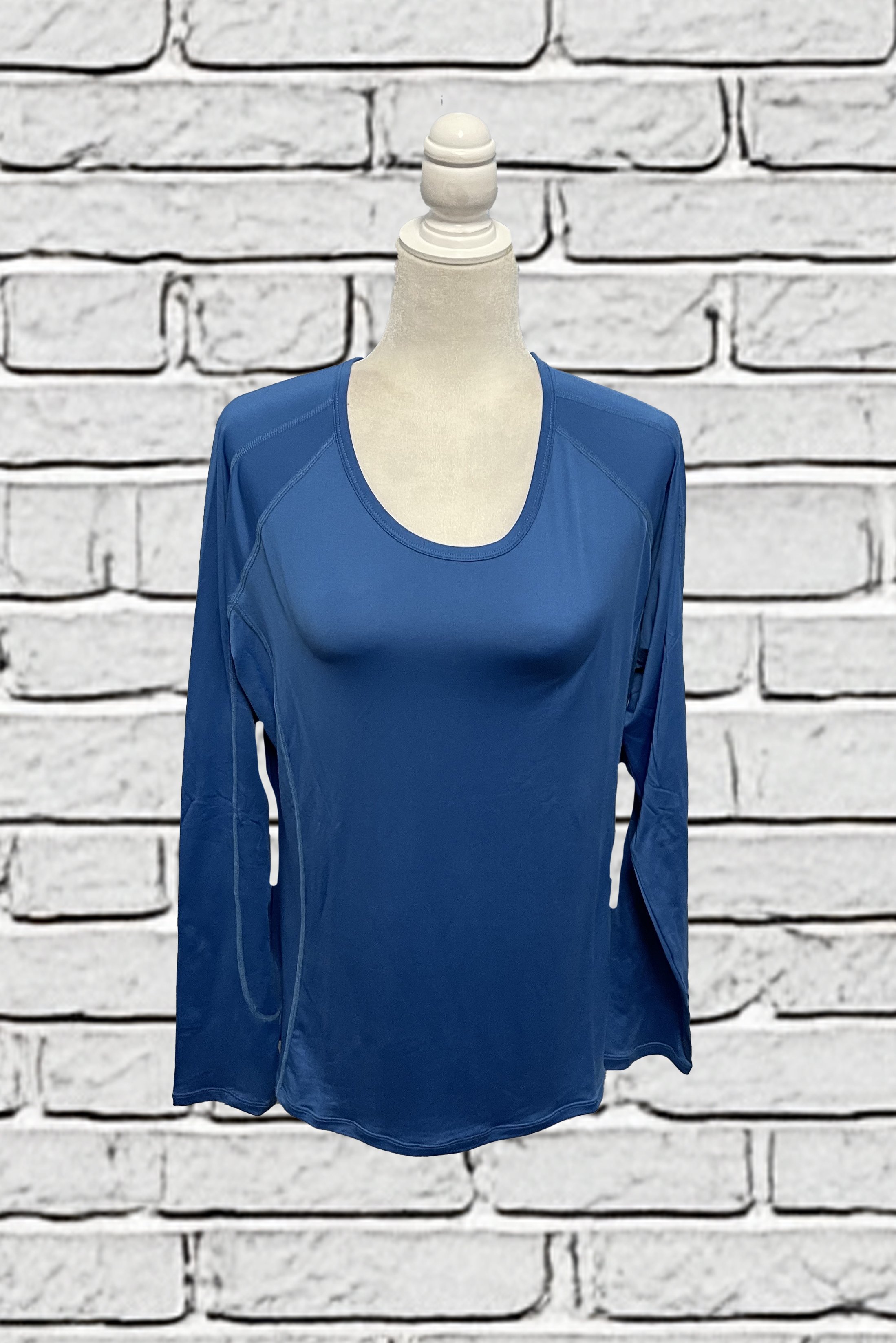 OEQ Long Sleeve Crew In Blue - 2 XL