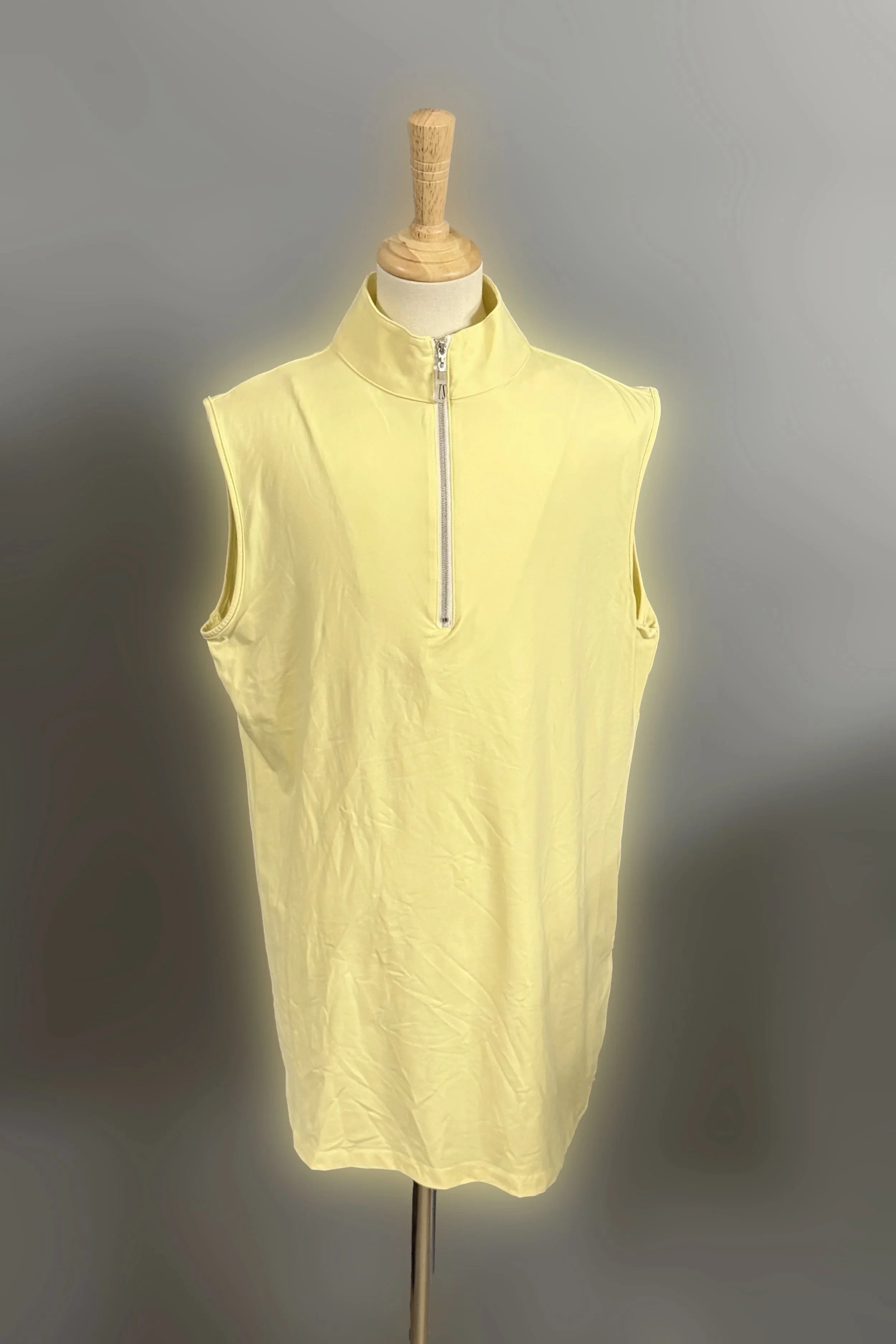 Tailored Sportsman Ice Fil Sleeveless Sunshirt In Yellow - Large