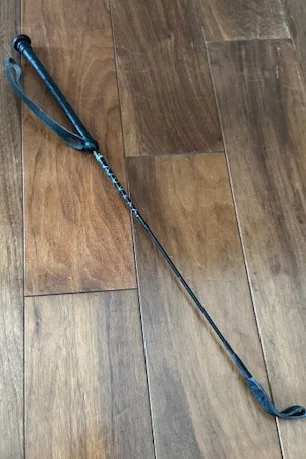 Crop With Handle In Black - 22.5"