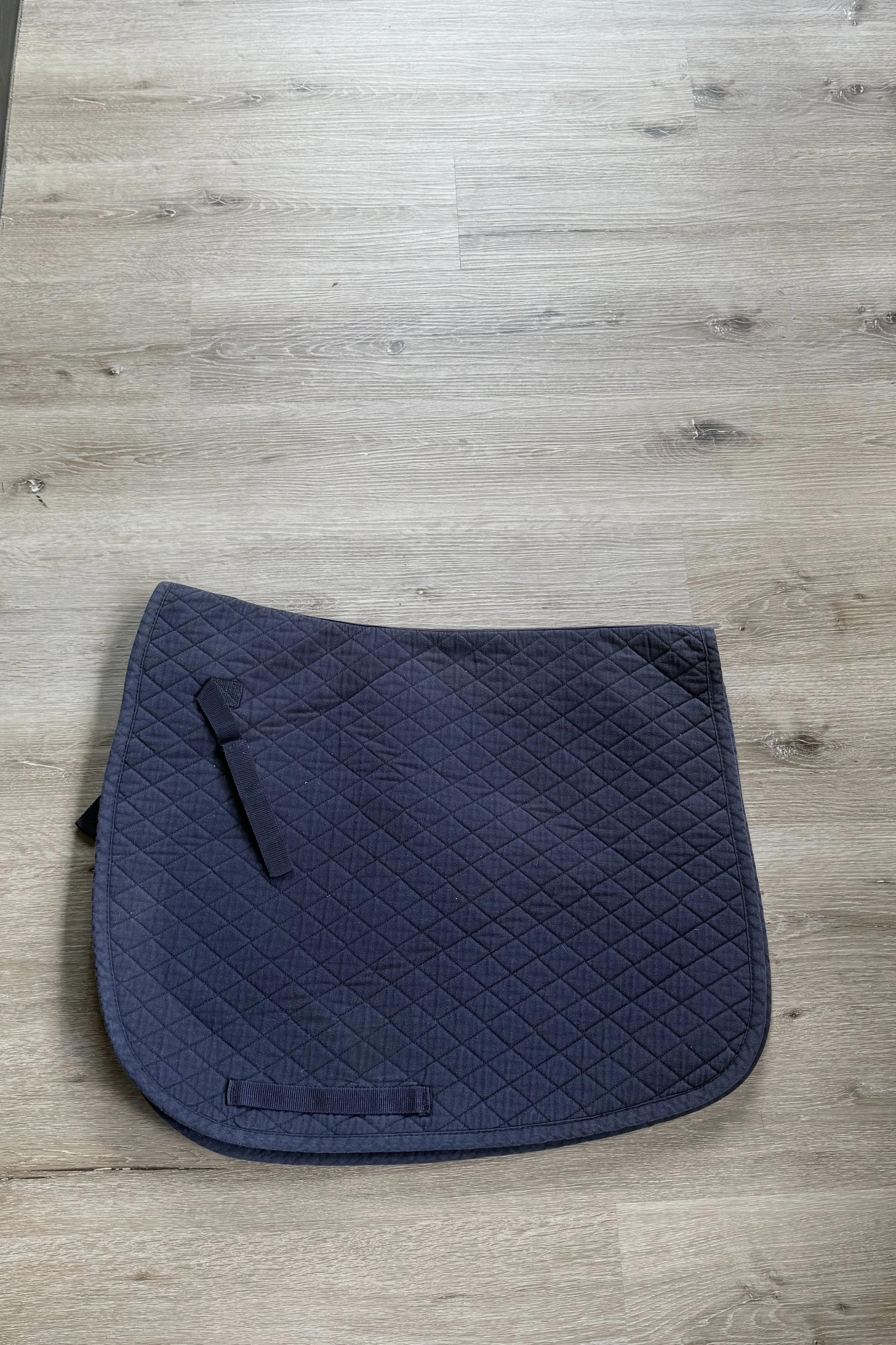 navy  saddle pad 1 .jpg