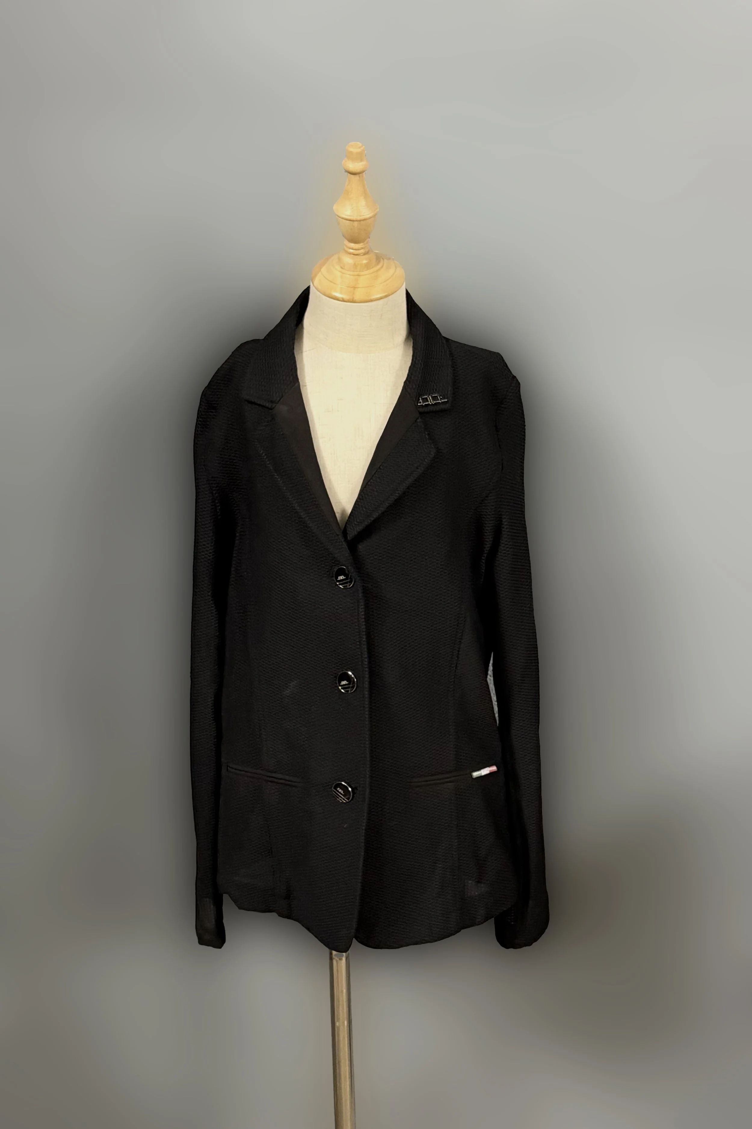 AA Motionlite Show Coat In Black - Kids 11-12