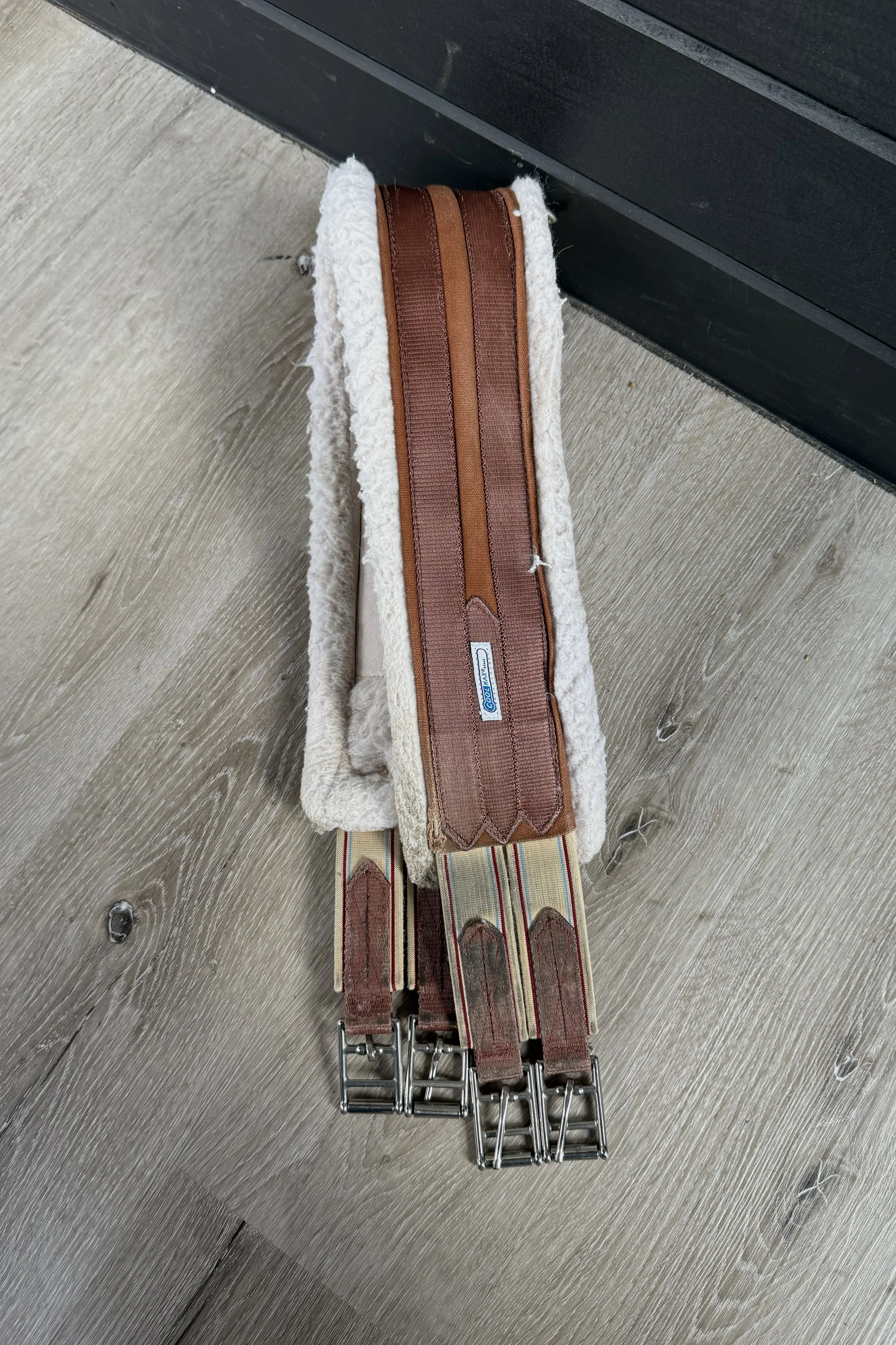 Lettia Fleece Girth In Brown - 46"