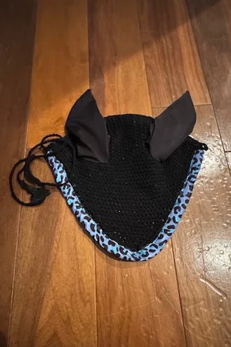 Equestrian Supplies Crochet Bonnet In Black/Blue Cheetah - Full