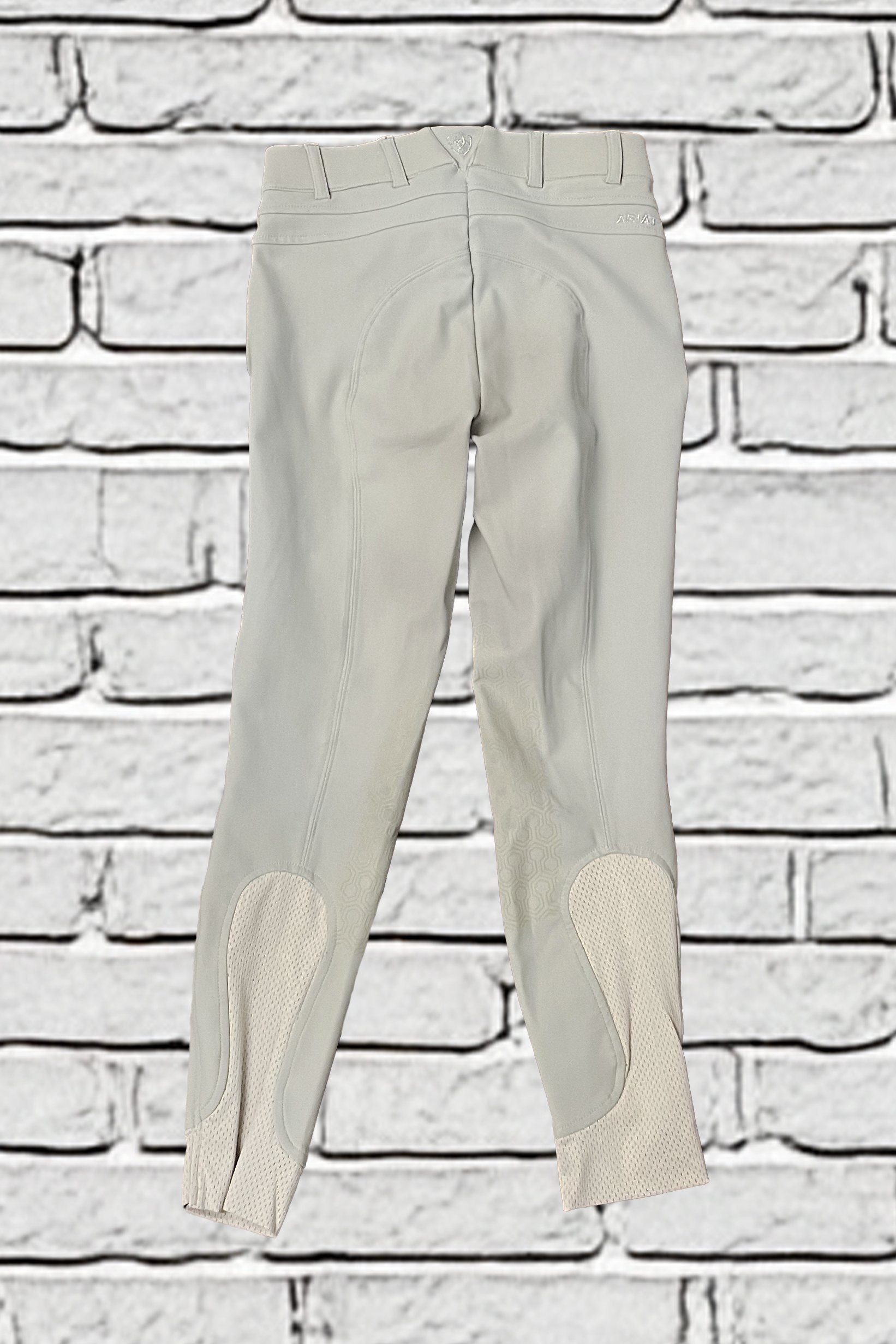 ariat 1 .jpg