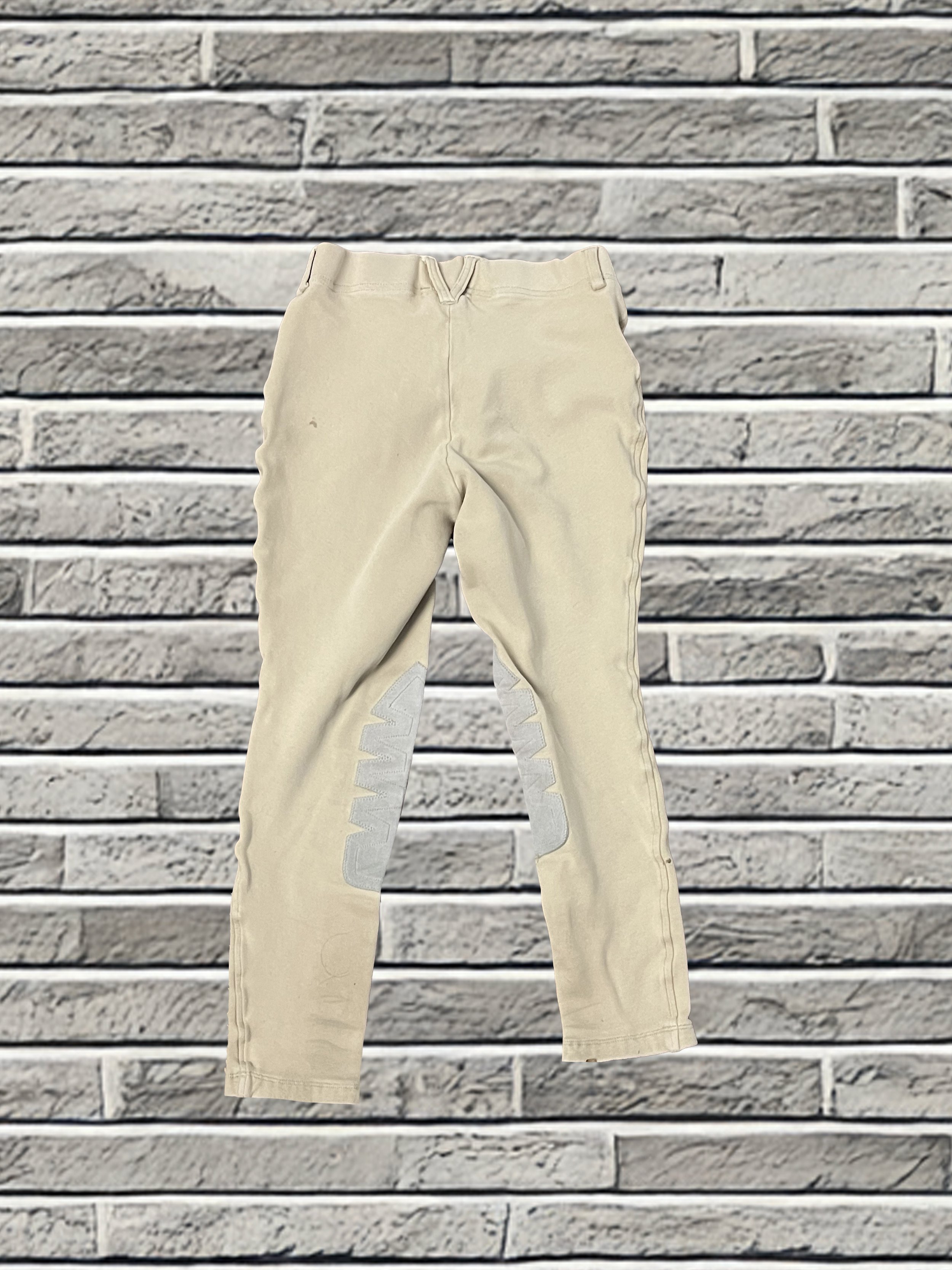 ariat 1.jpg