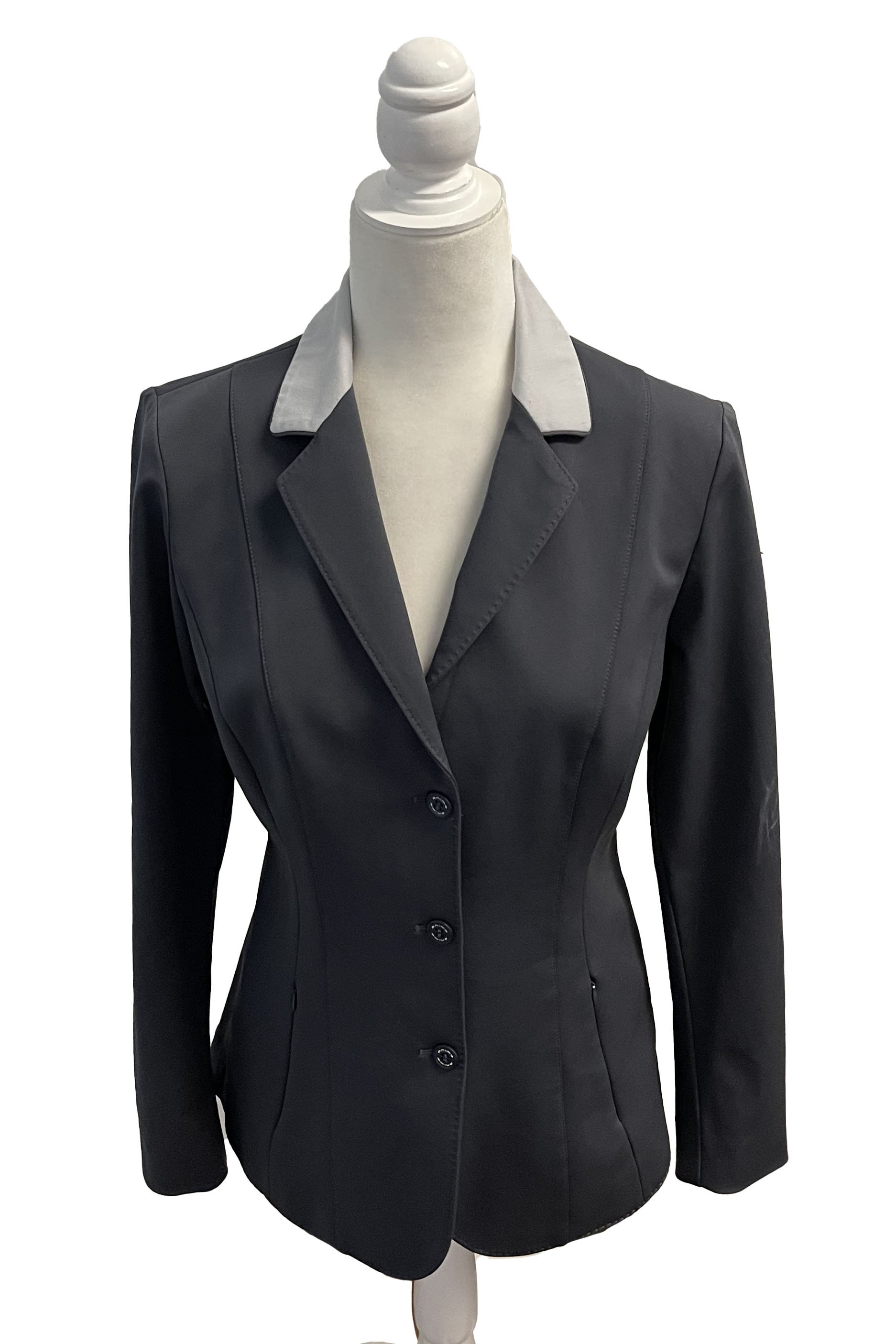 Animo Show Coat In Grey With Light Grey Collar - IT-44