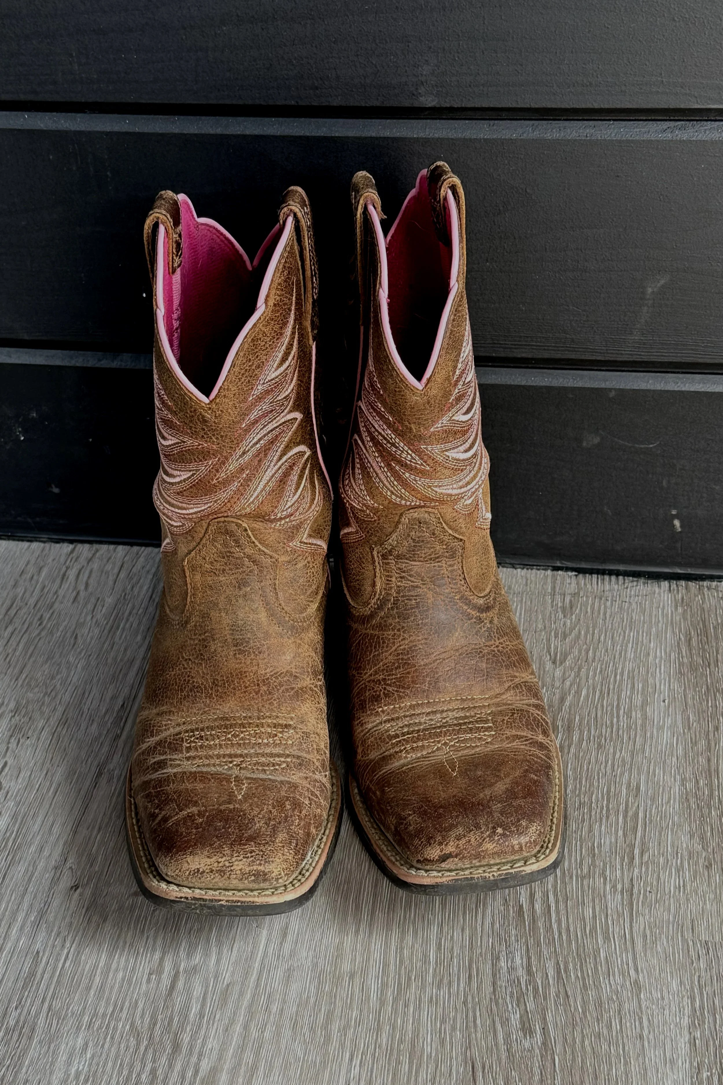 Ariat Firecatcher Western Boots In Brown With Pink Stitching - Kids 3