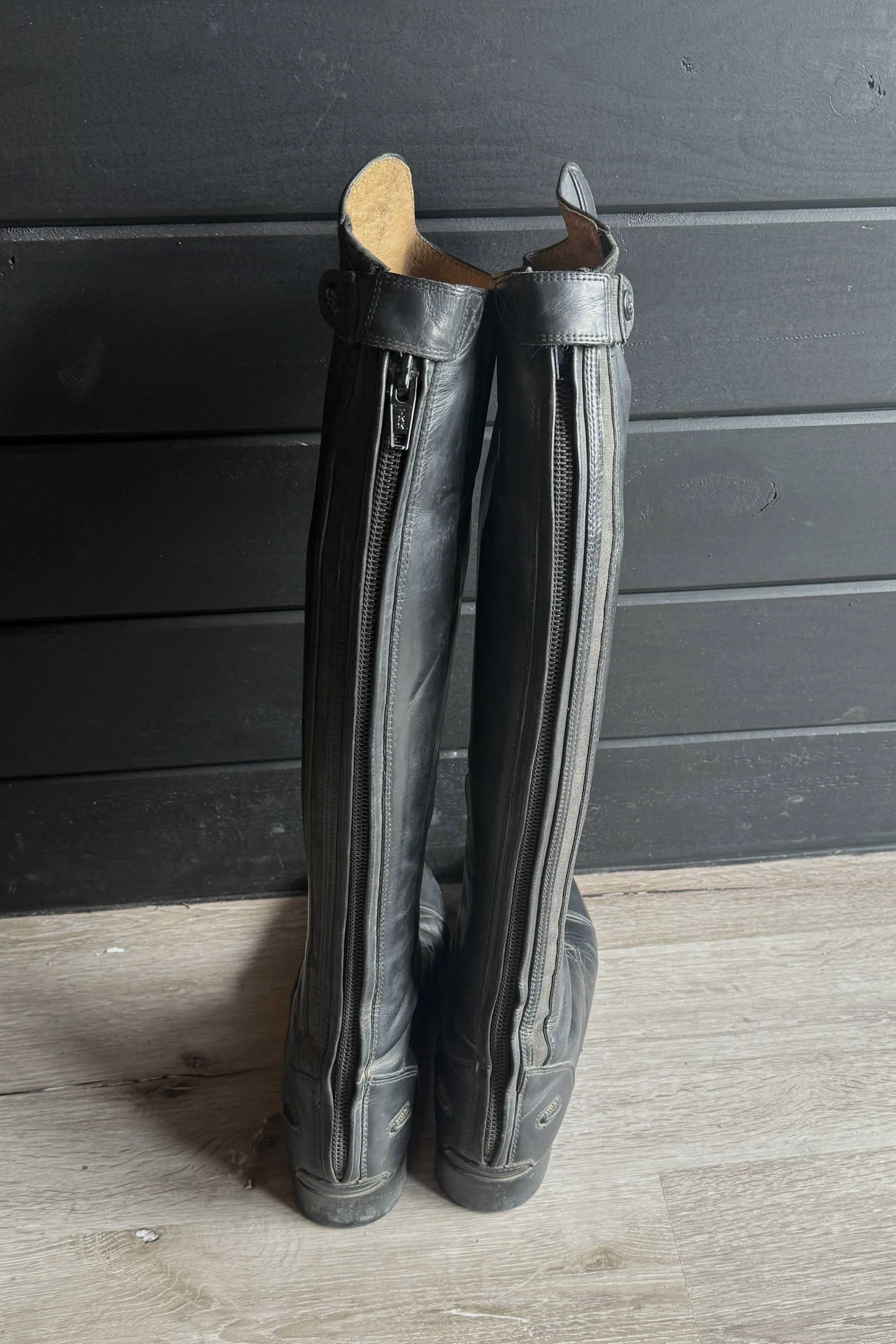 feild boots 3.jpg