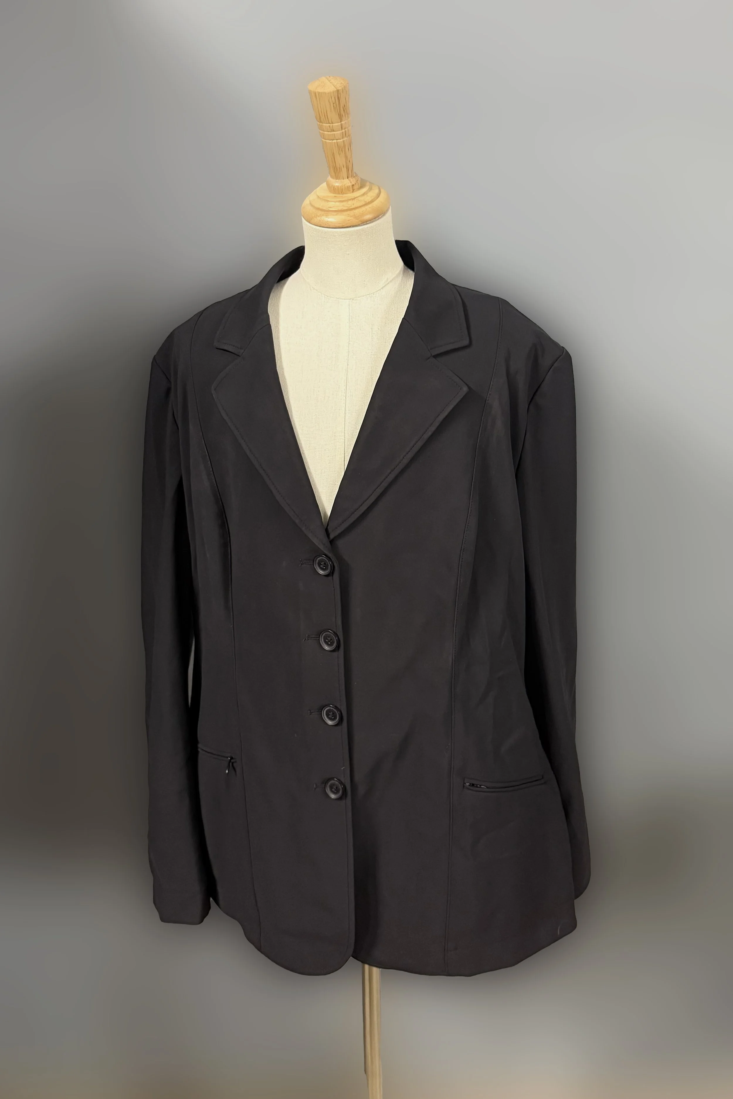 RJ Classics Victory Show Coat In Black - 16 Regular