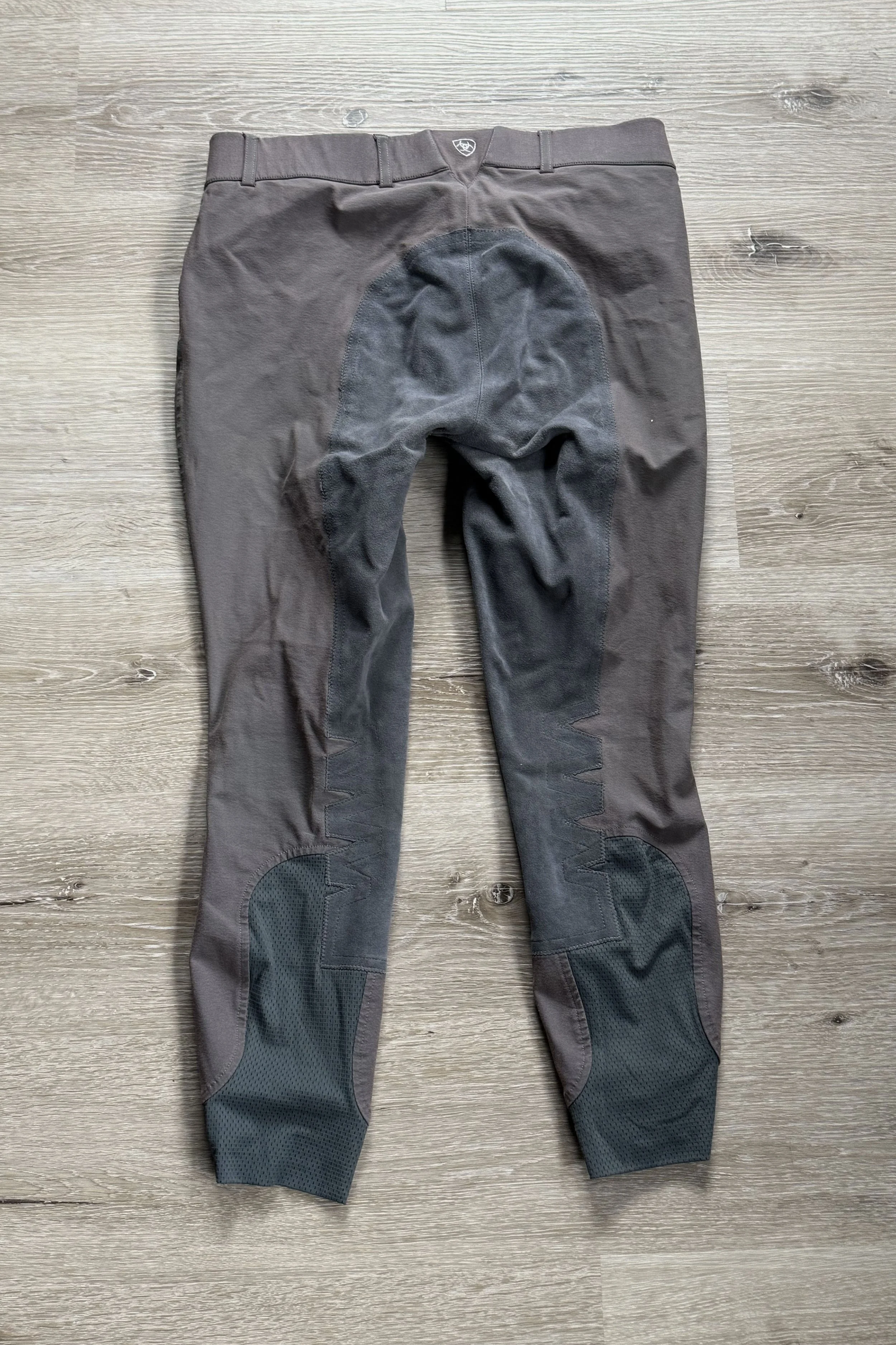 ariat brown full seat 1 .jpg