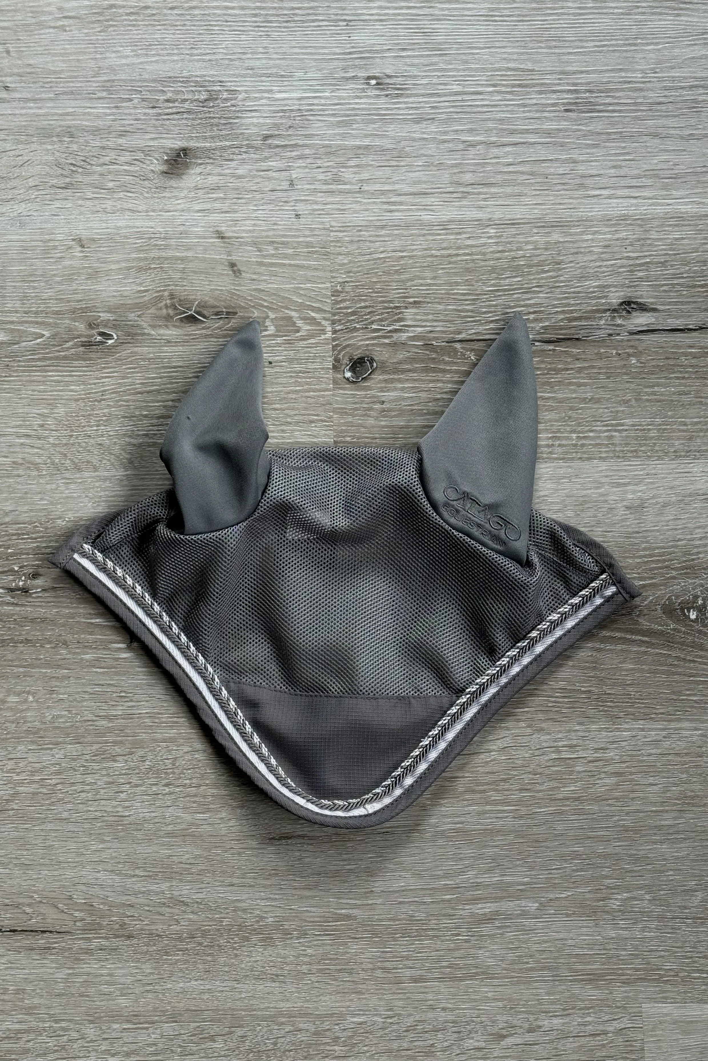 catego grey 1 .jpg
