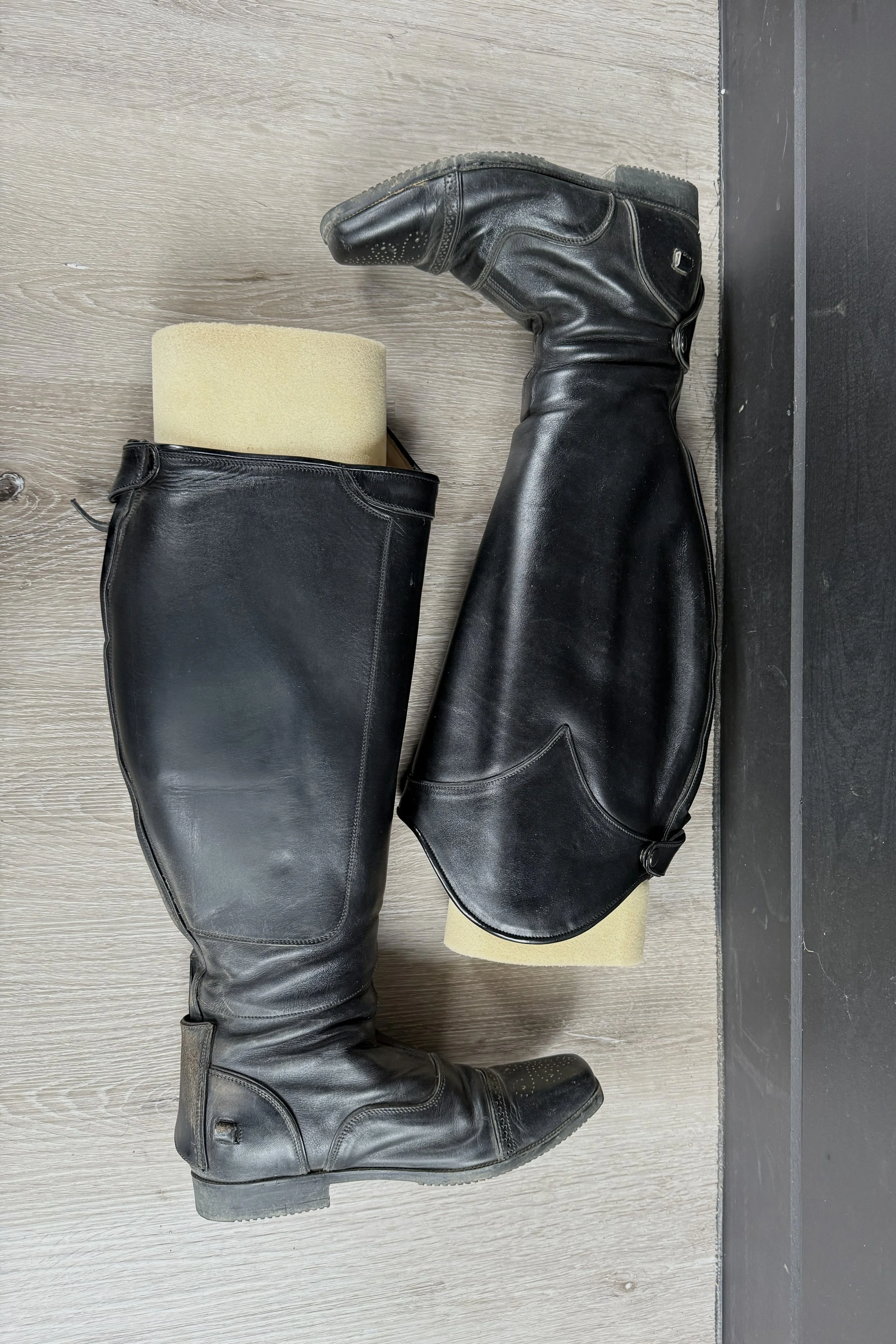 LM Boots 1.jpg